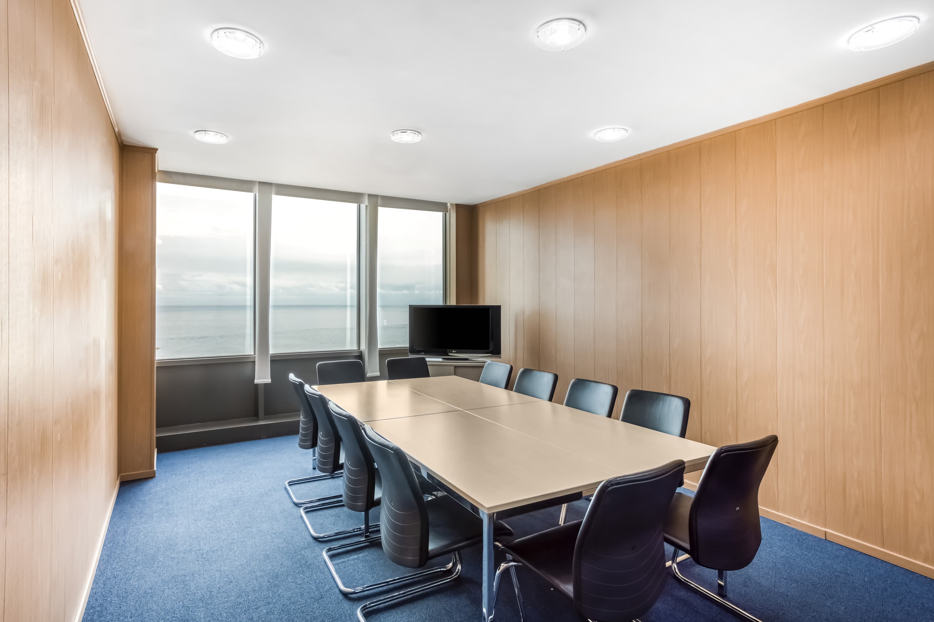 ALGIERS, Les Pins Maritimes image 3