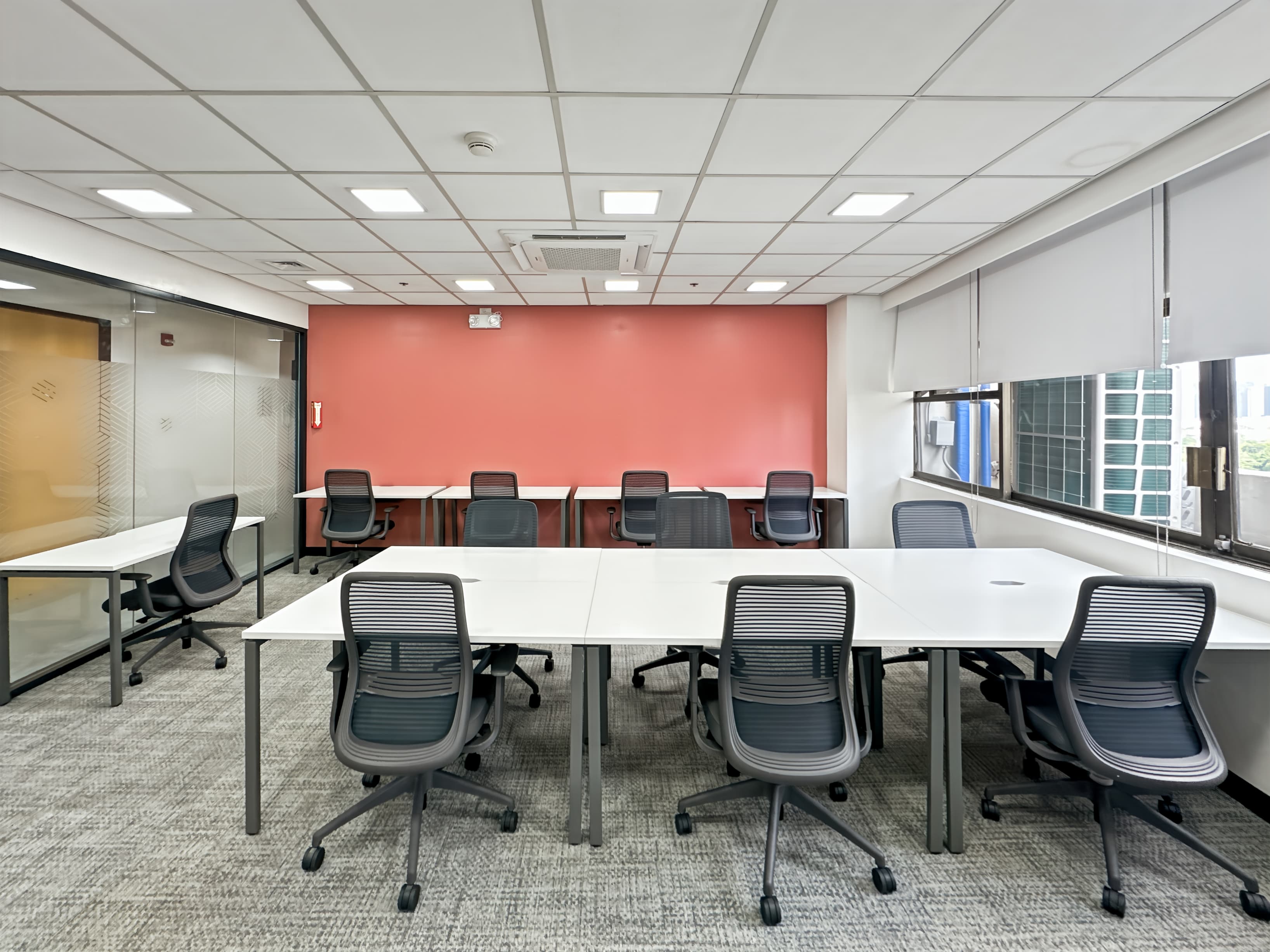 Makati, PNB Makati Center image 1 Makati, PNB Makati Center image 1