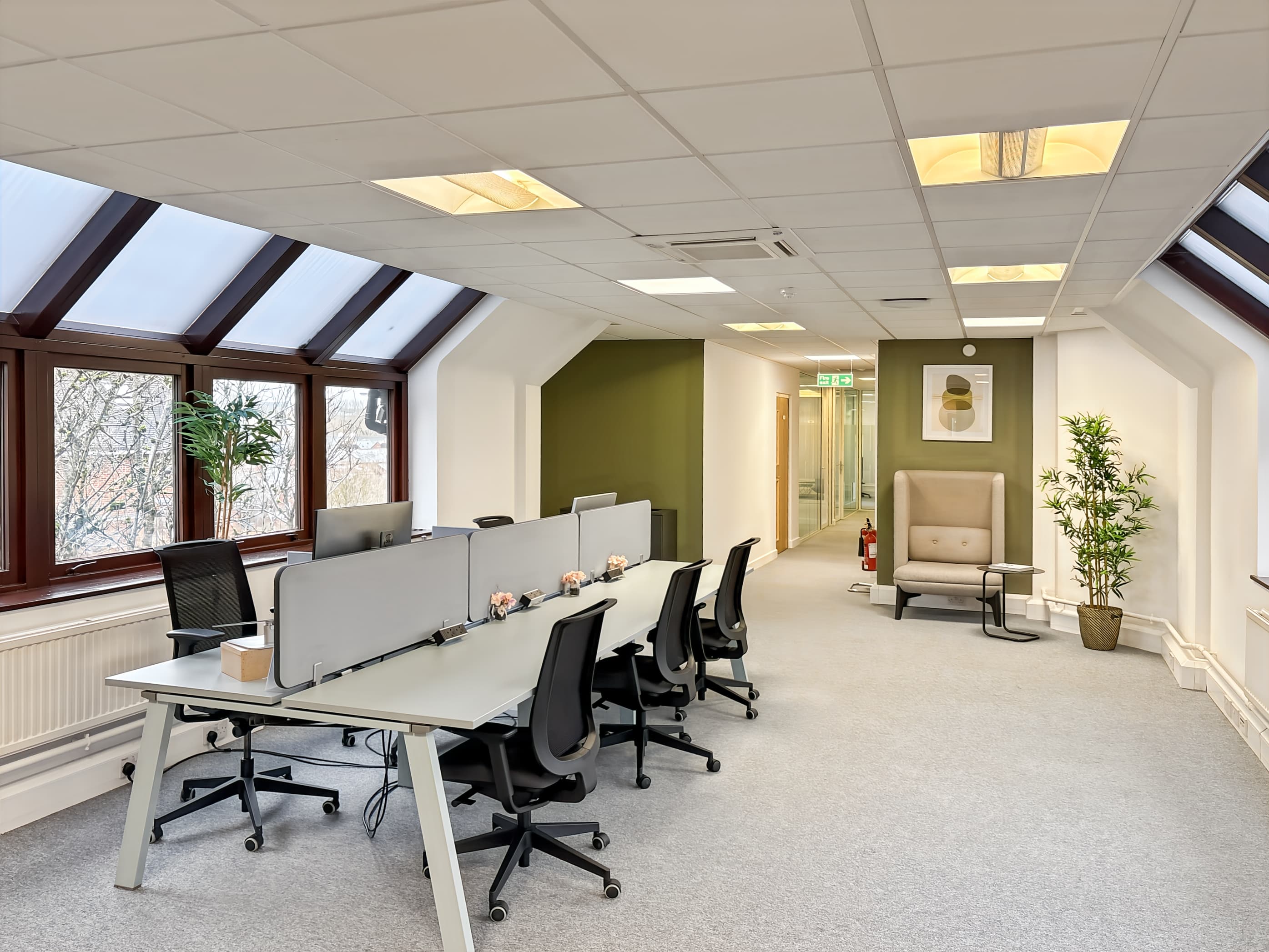 Winchester, Crown Walk image 6