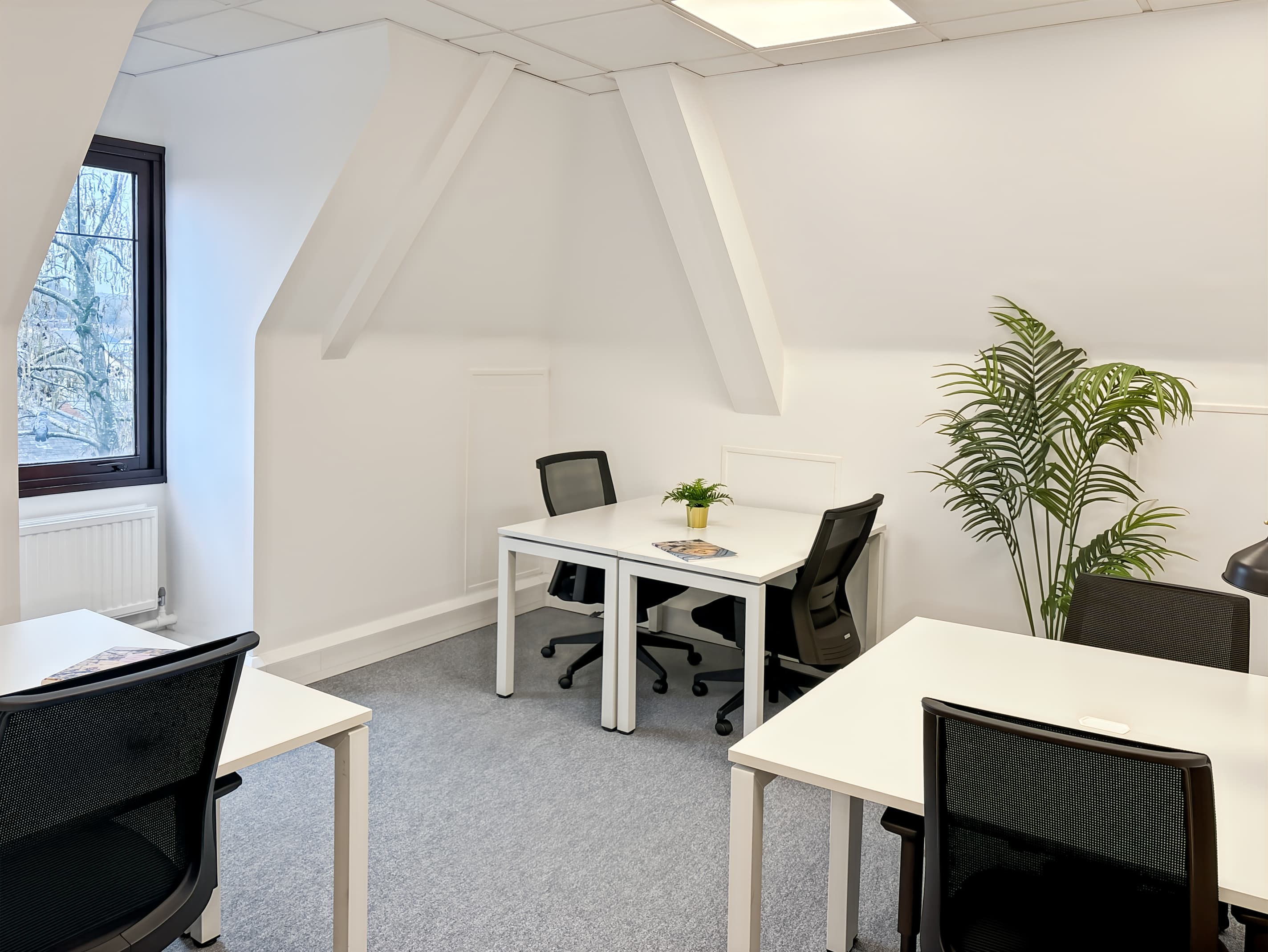 Winchester, Crown Walk image 3