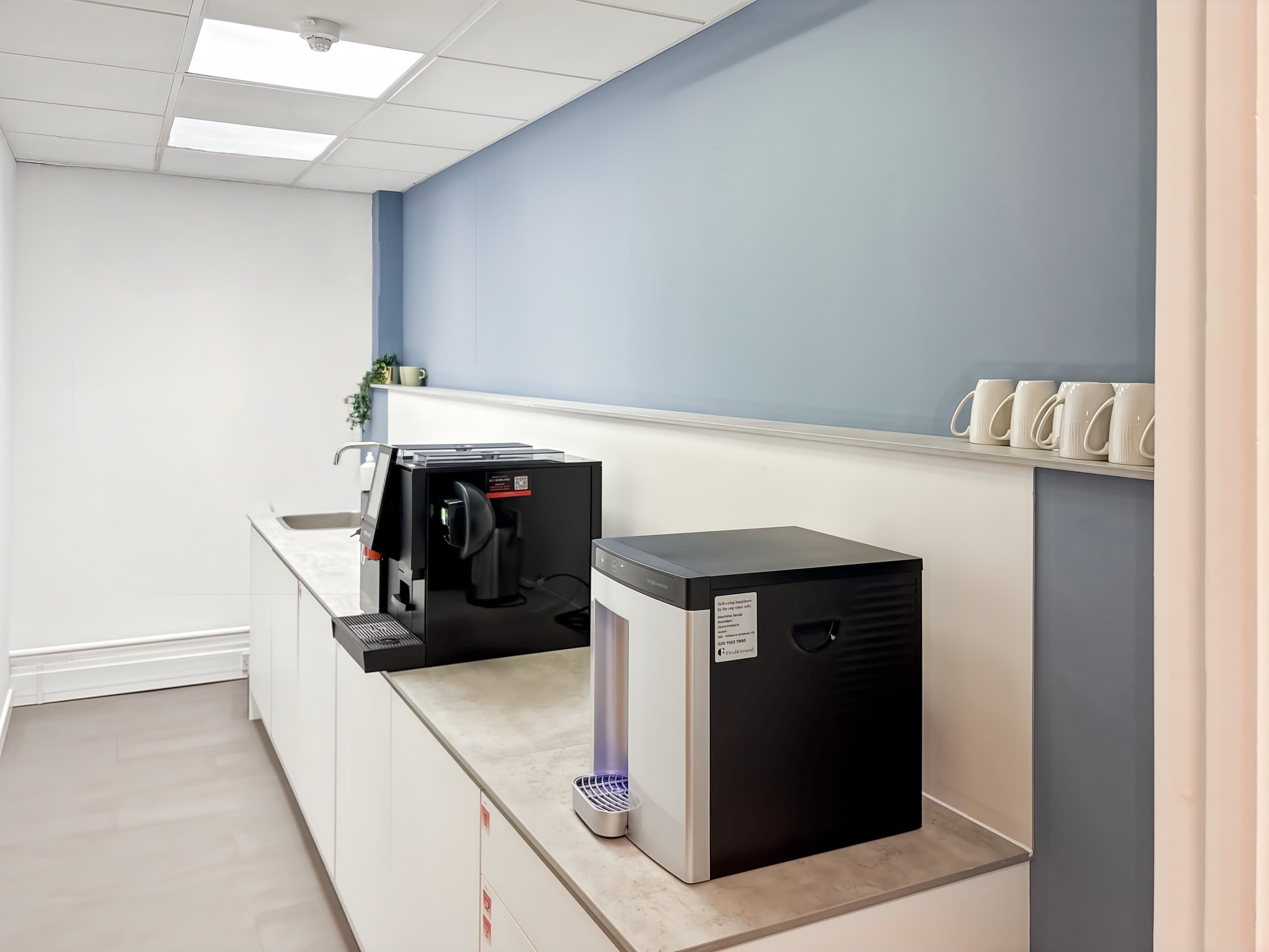 Winchester, Crown Walk image 8