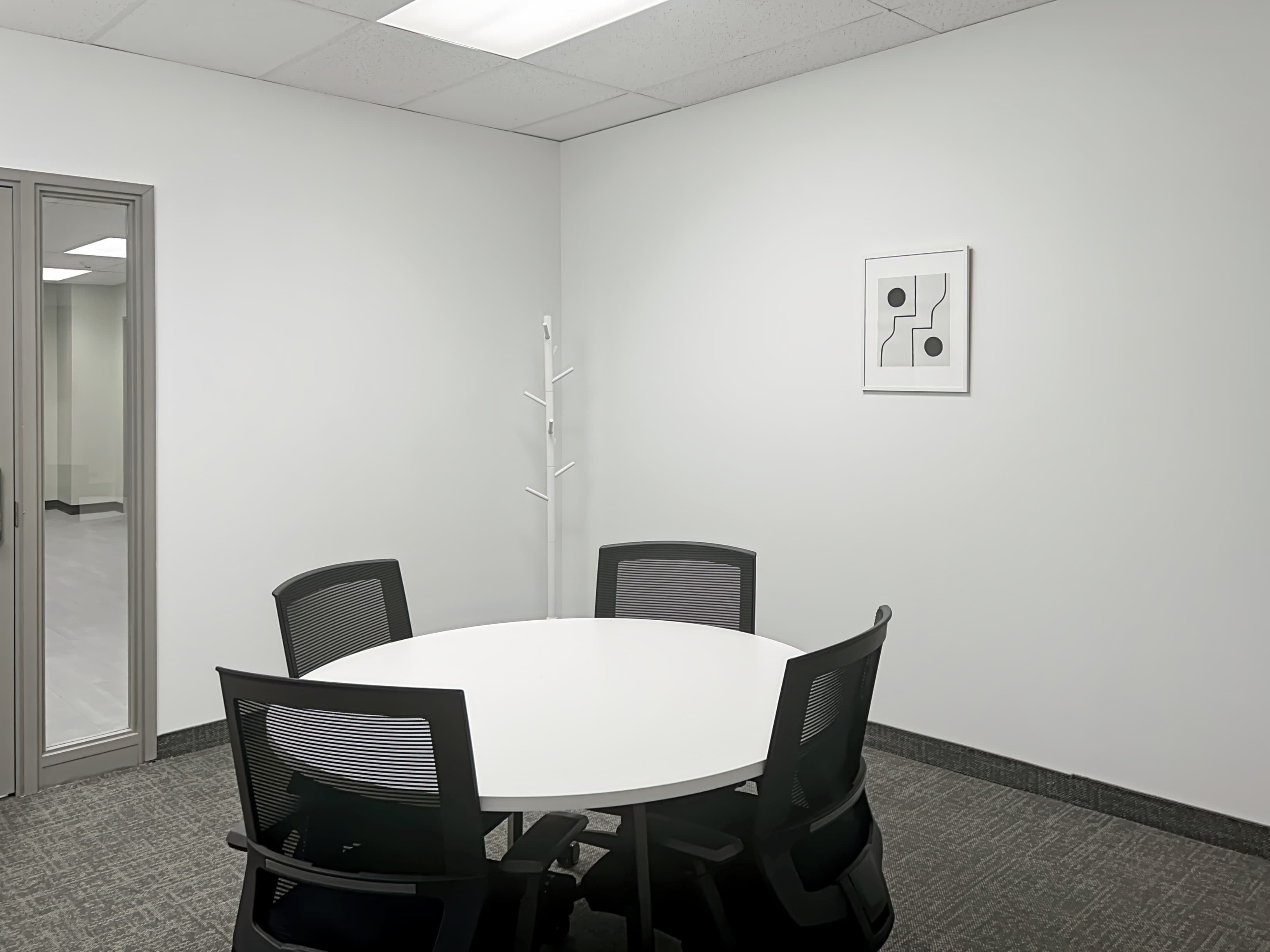 ON, Ottawa - Lisgar St image 3