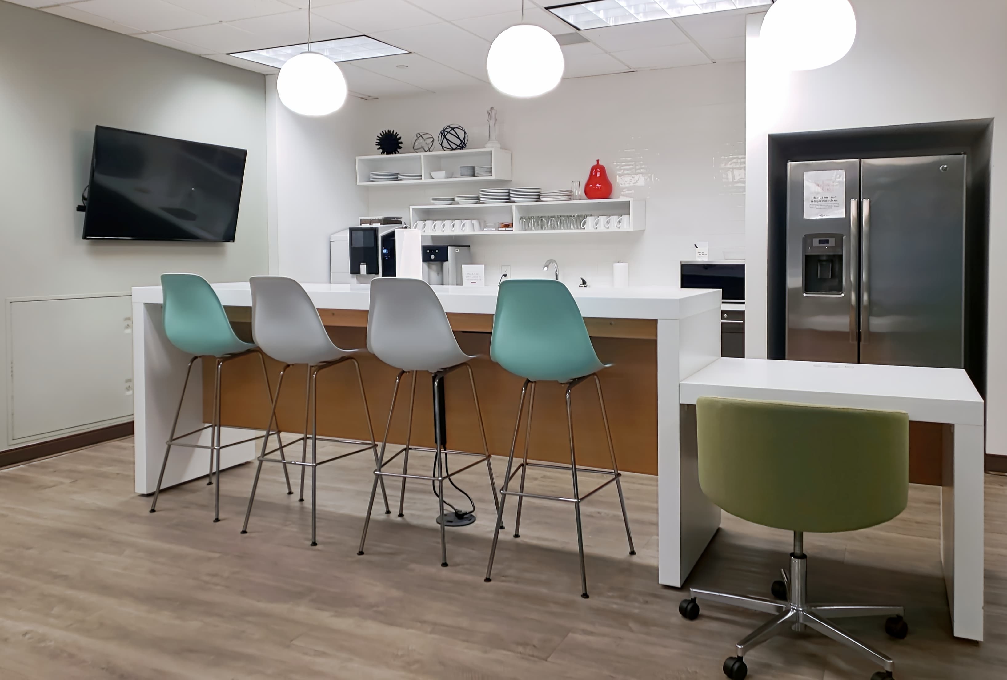 NC, Charlotte - University Executive Park image 6 NC, Charlotte - University Executive Park image 6