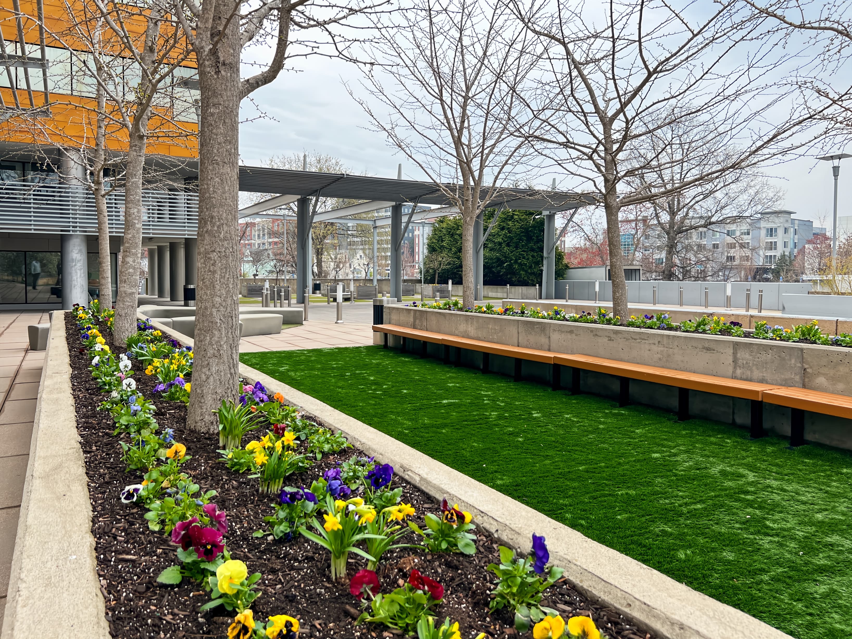 CT, Stamford - West Broad St image 10