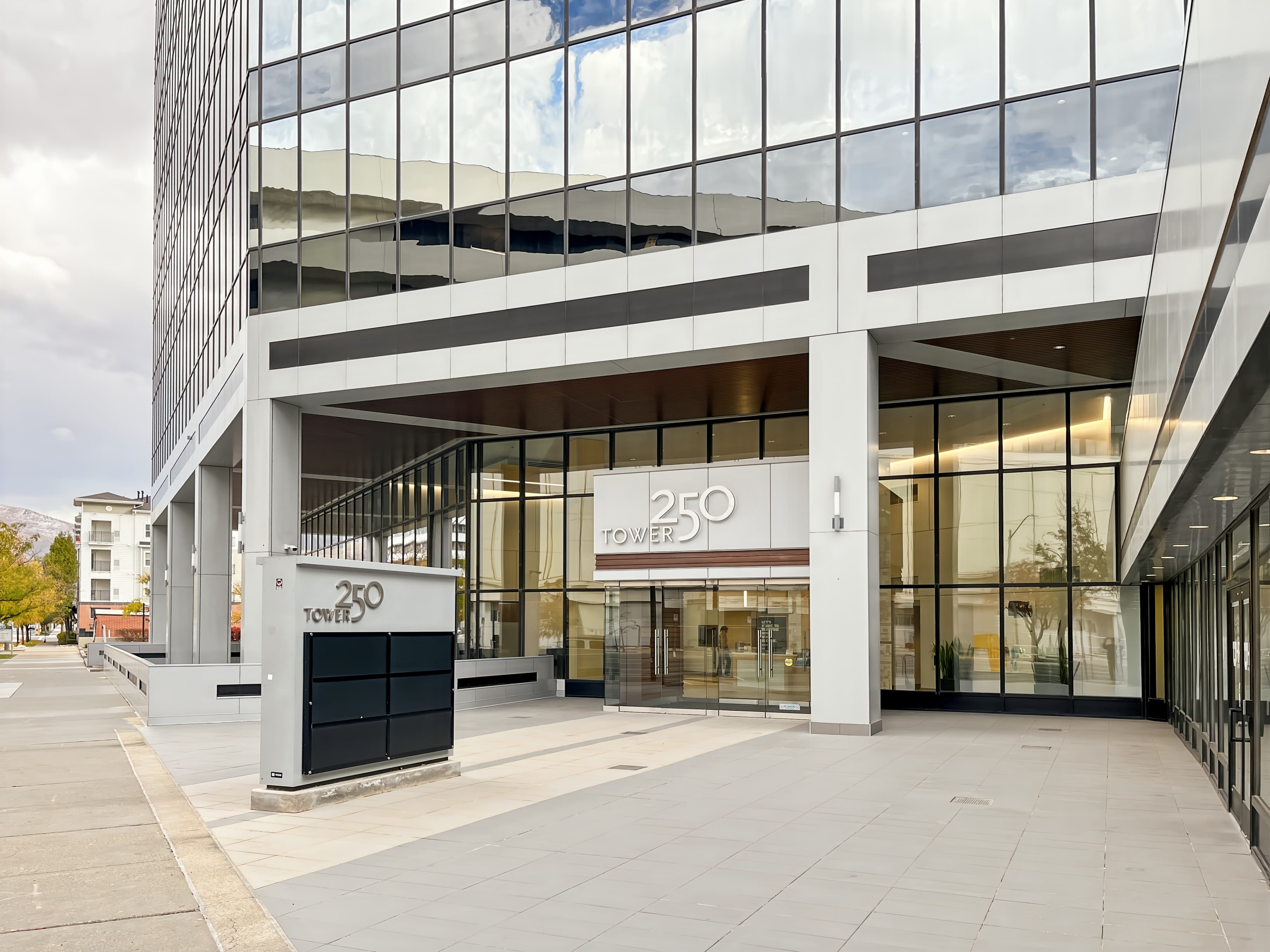 UT, Salt Lake City - 250 E 200 S image 7