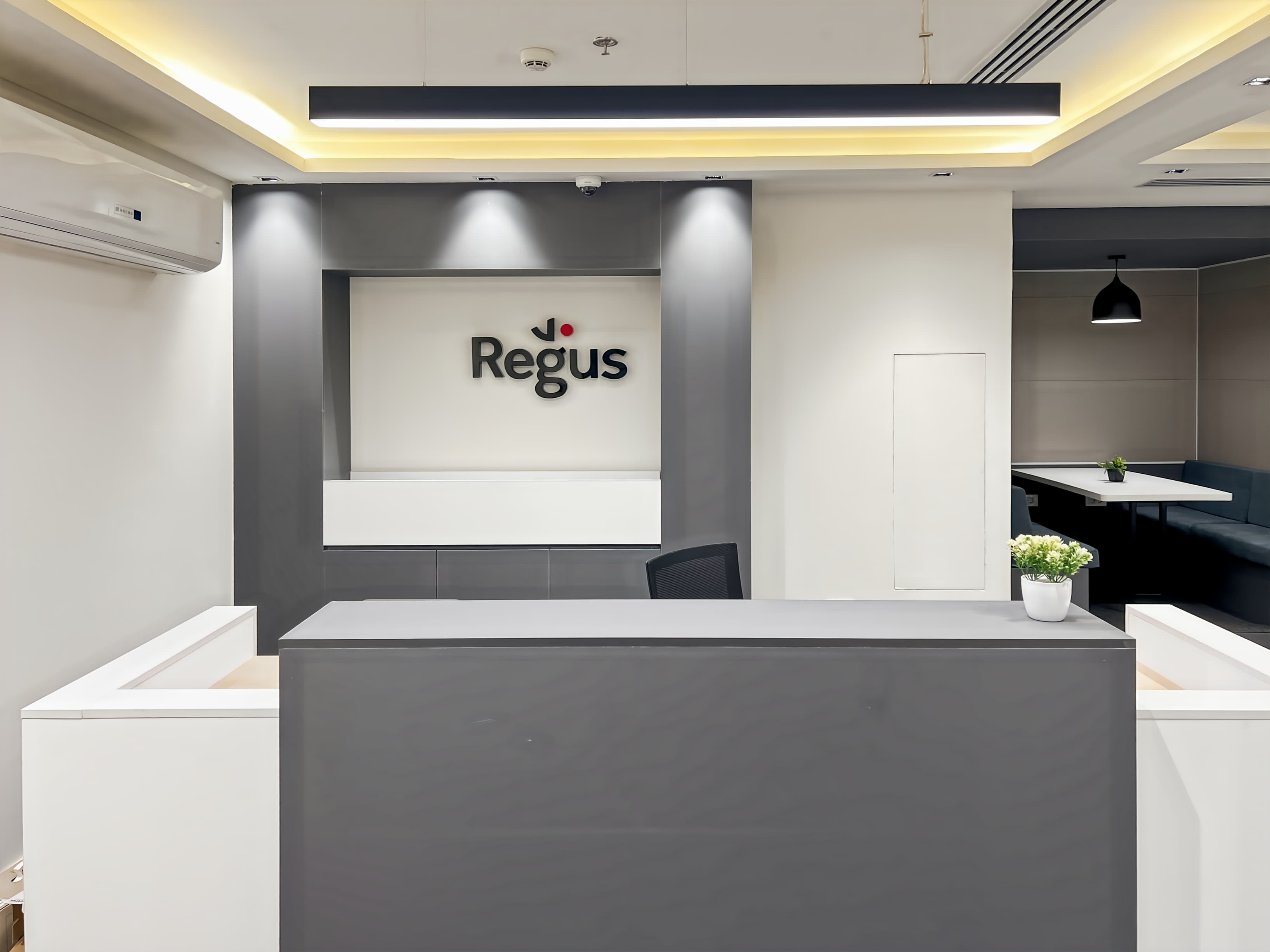 Cairo, Cairo Airport image 10