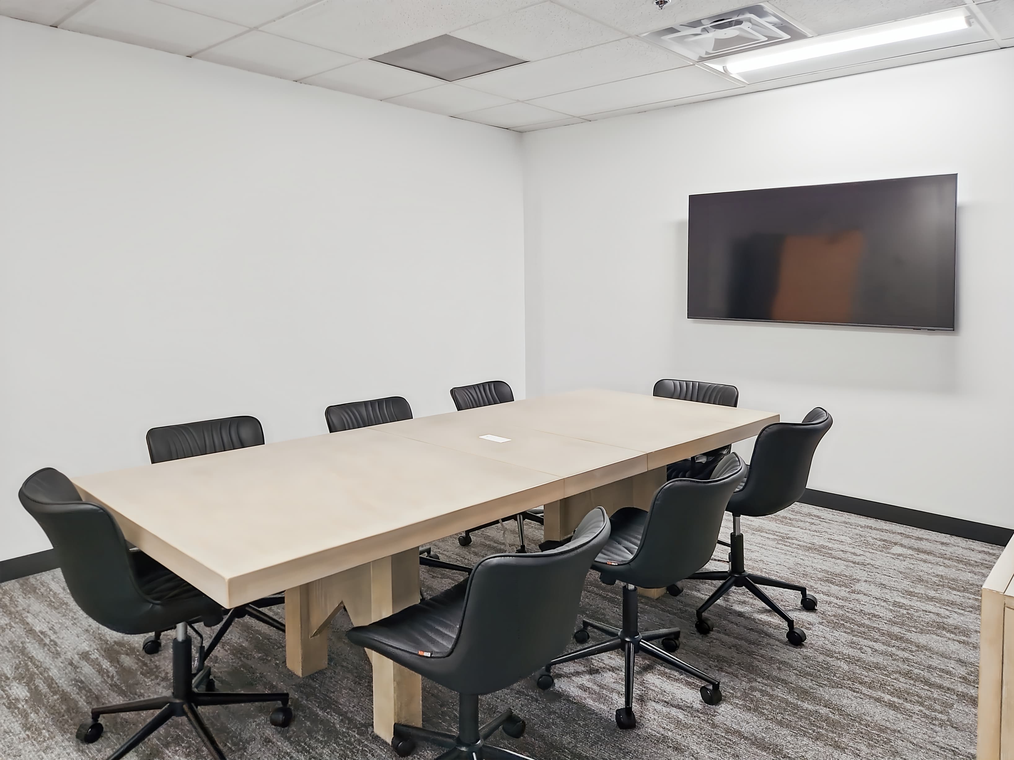 MO, St. Louis - Craigshire Rd image 5