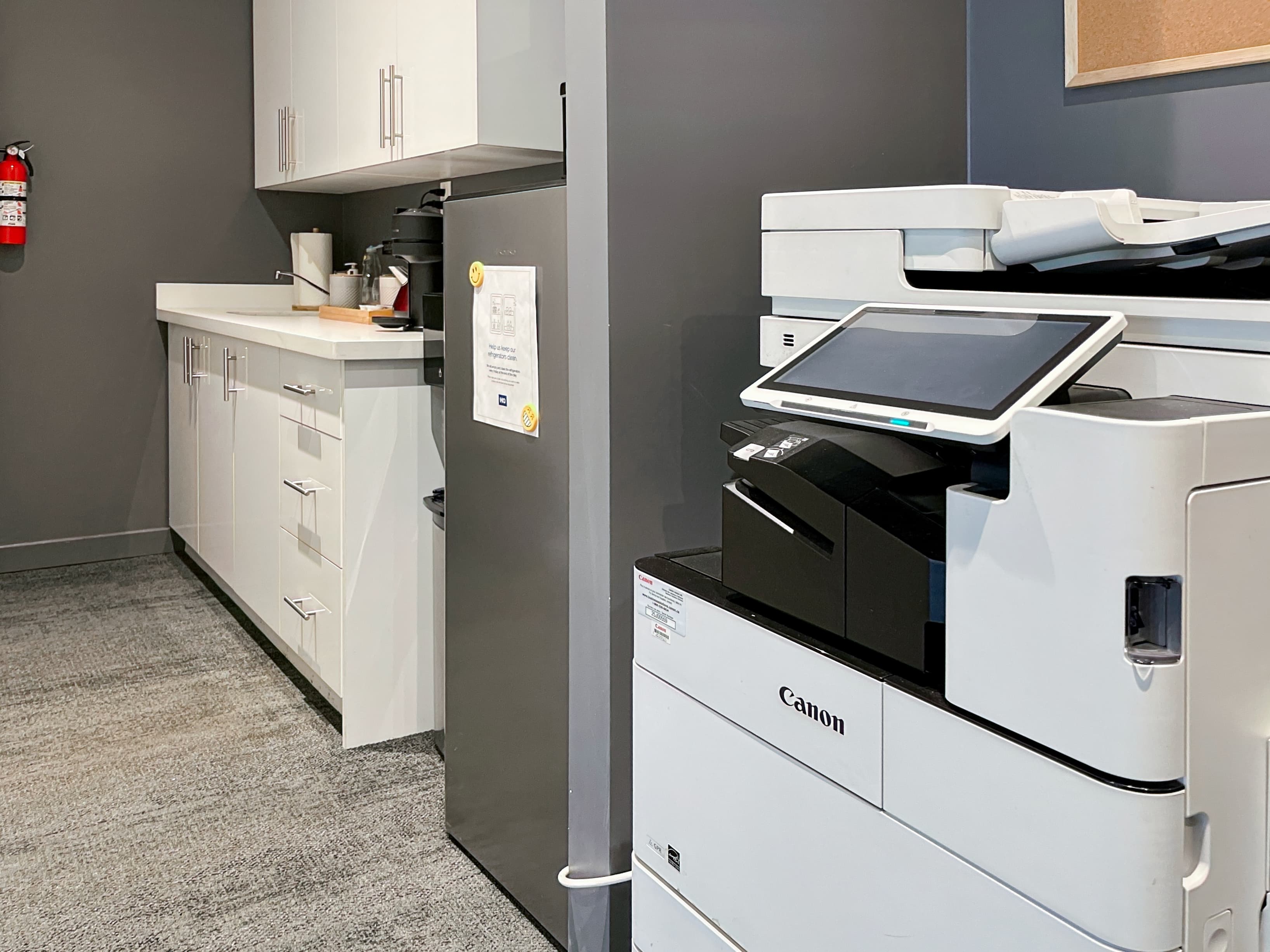 ON, Toronto - Hullmark Center image 3 ON, Toronto - Hullmark Center image 3