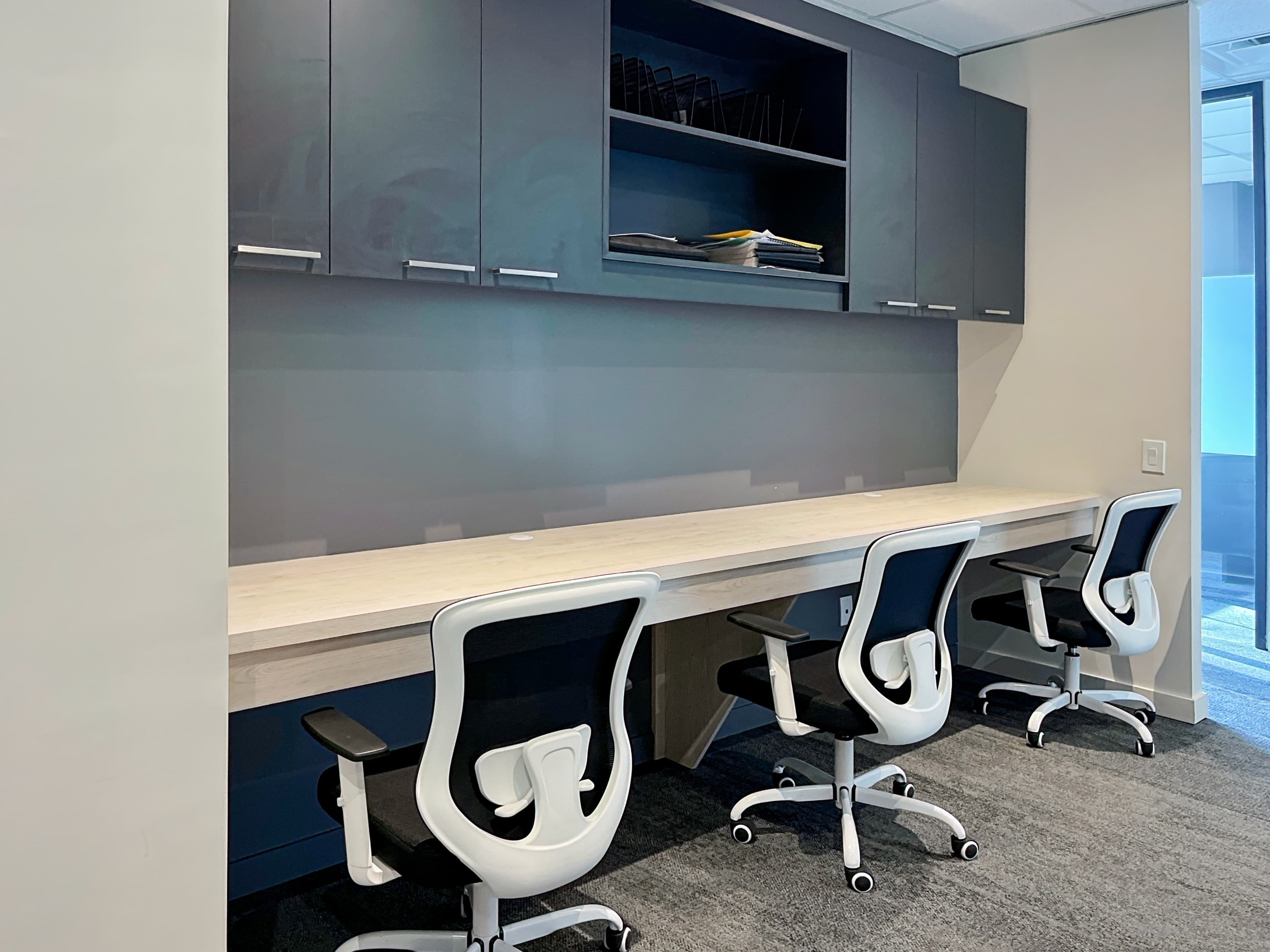 ON, Toronto - Hullmark Center image 7 ON, Toronto - Hullmark Center image 7