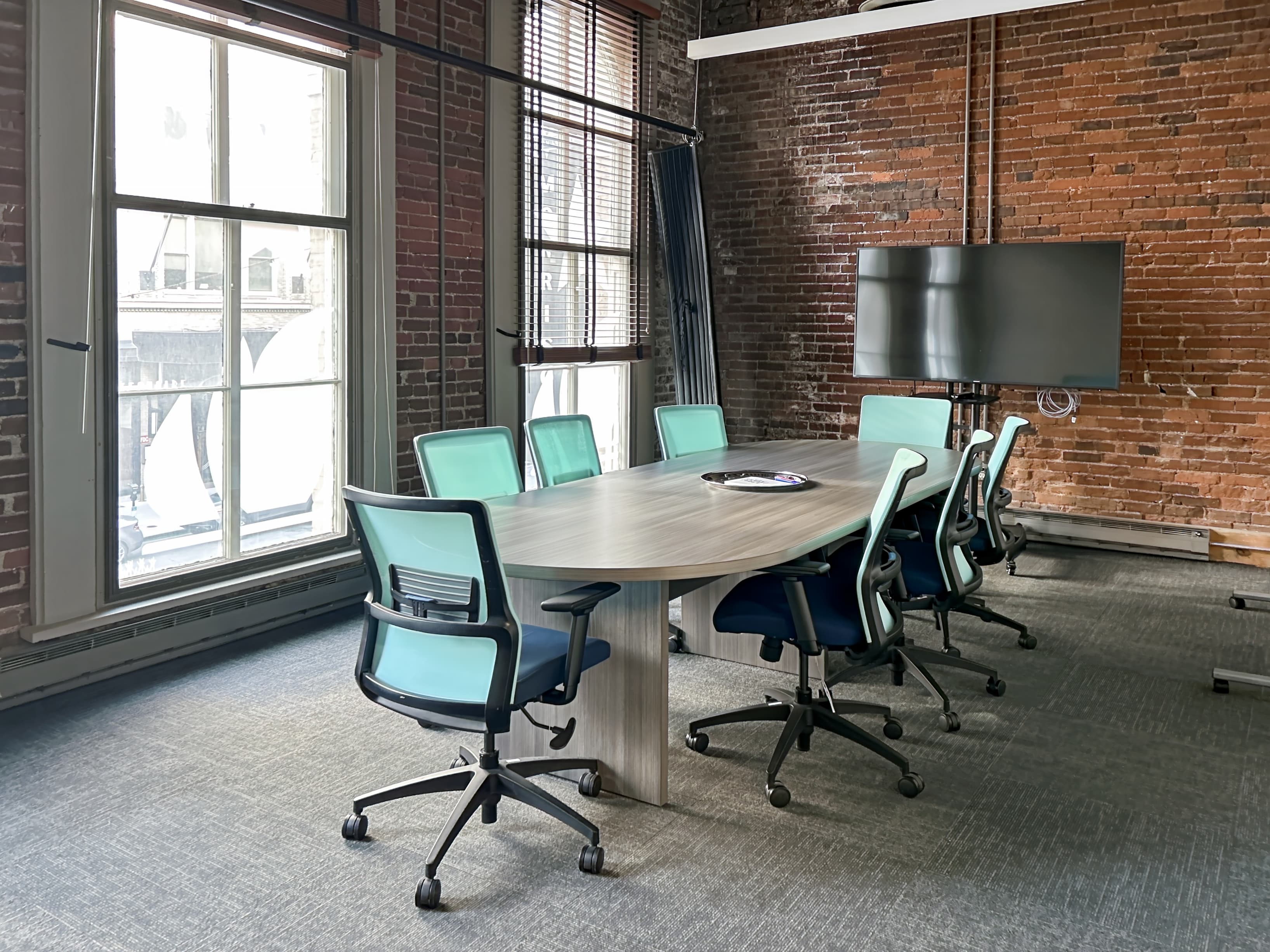 IN, Indianapolis - S Meridian St image 2 IN, Indianapolis - S Meridian St image 2