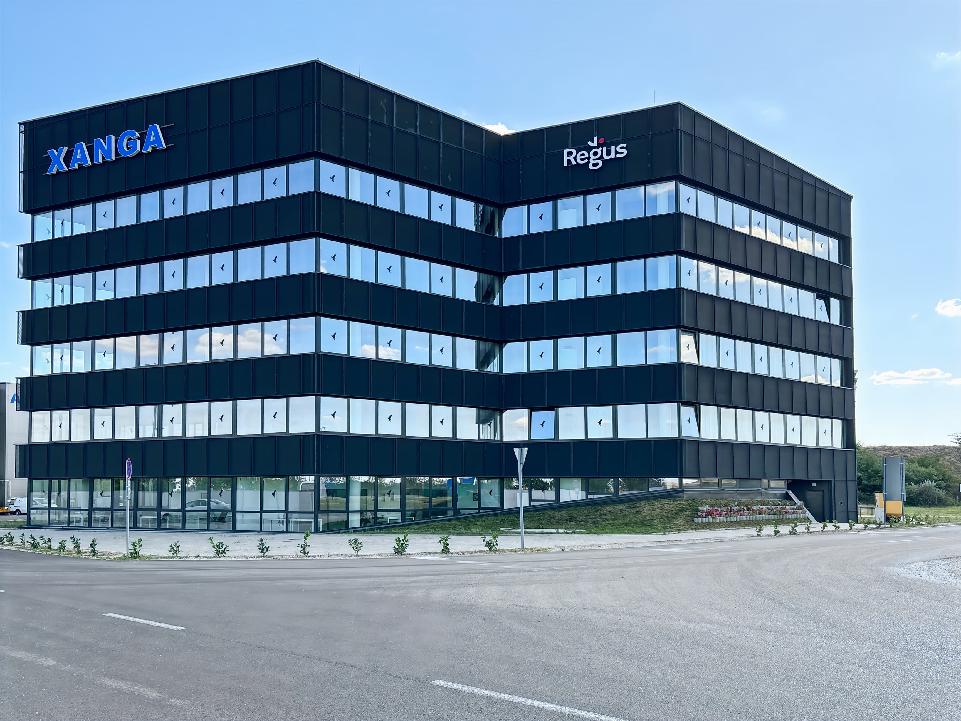 Debrecen, Debrecen International Airport image 10