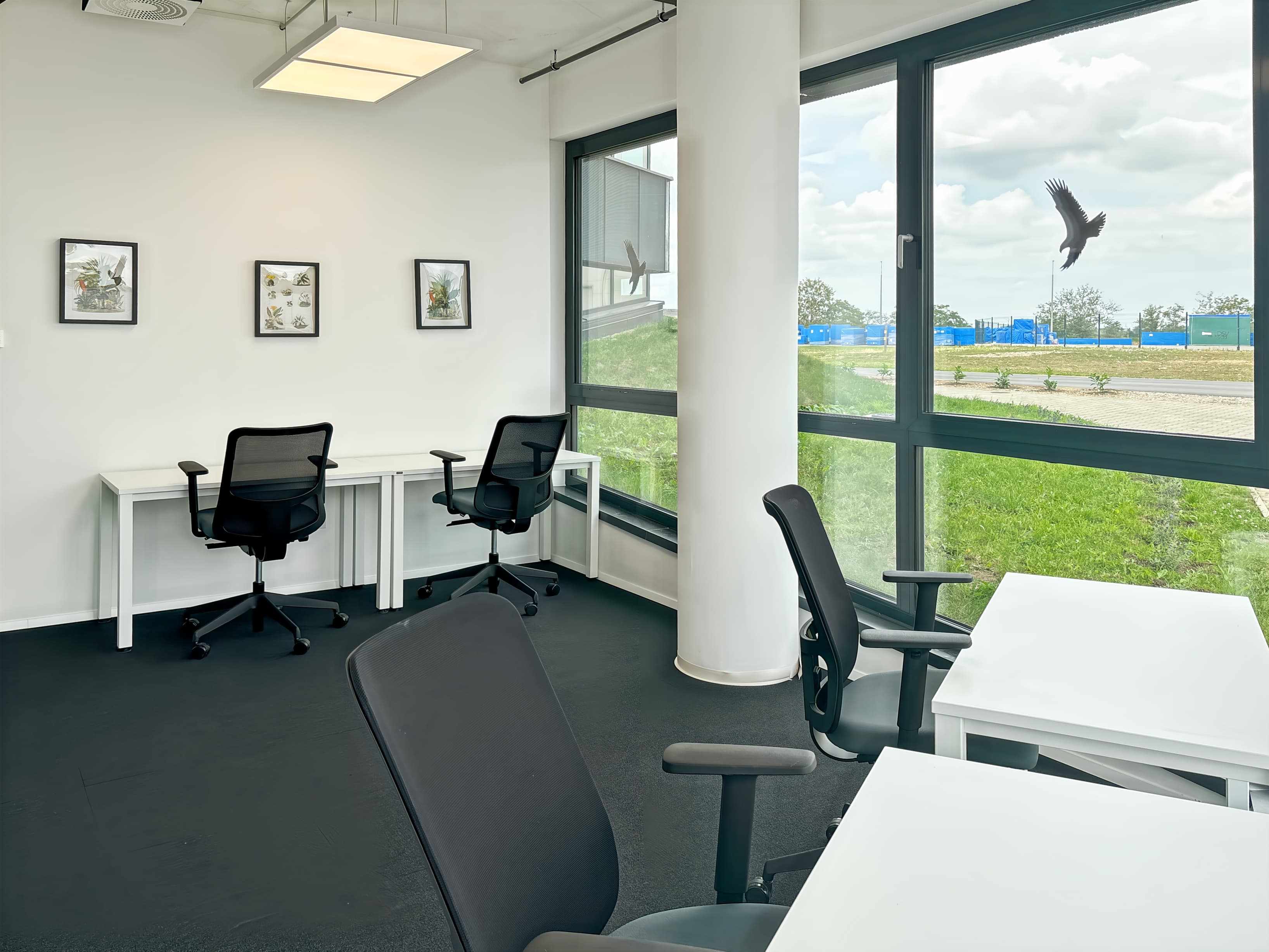 Debrecen, Debrecen International Airport image 2