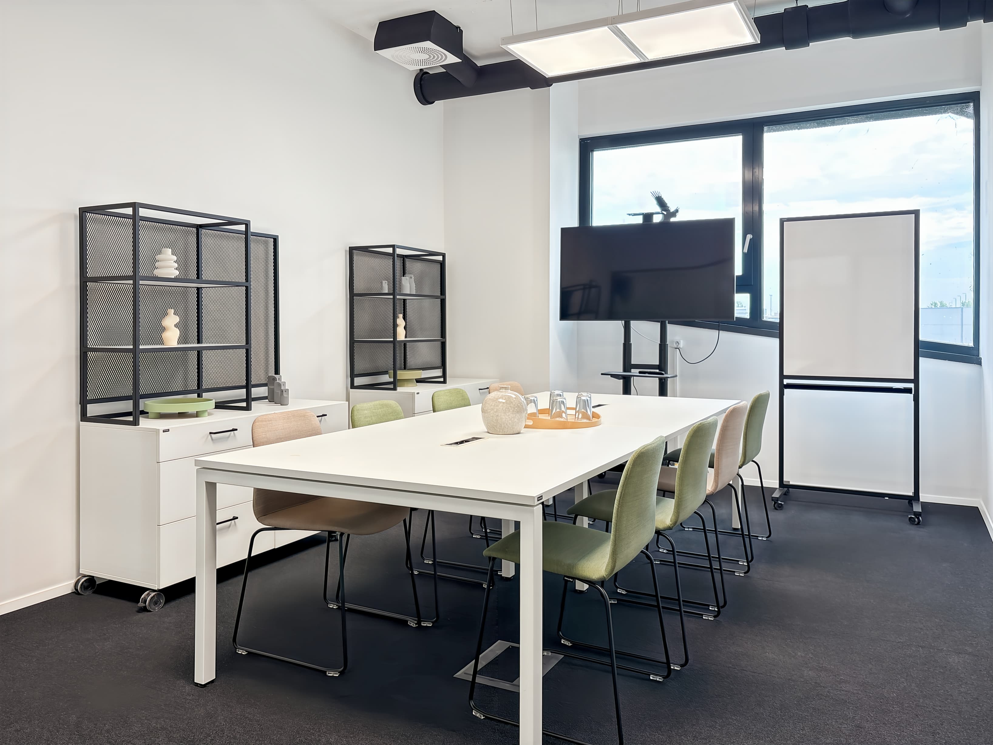 Debrecen, Debrecen International Airport image 9