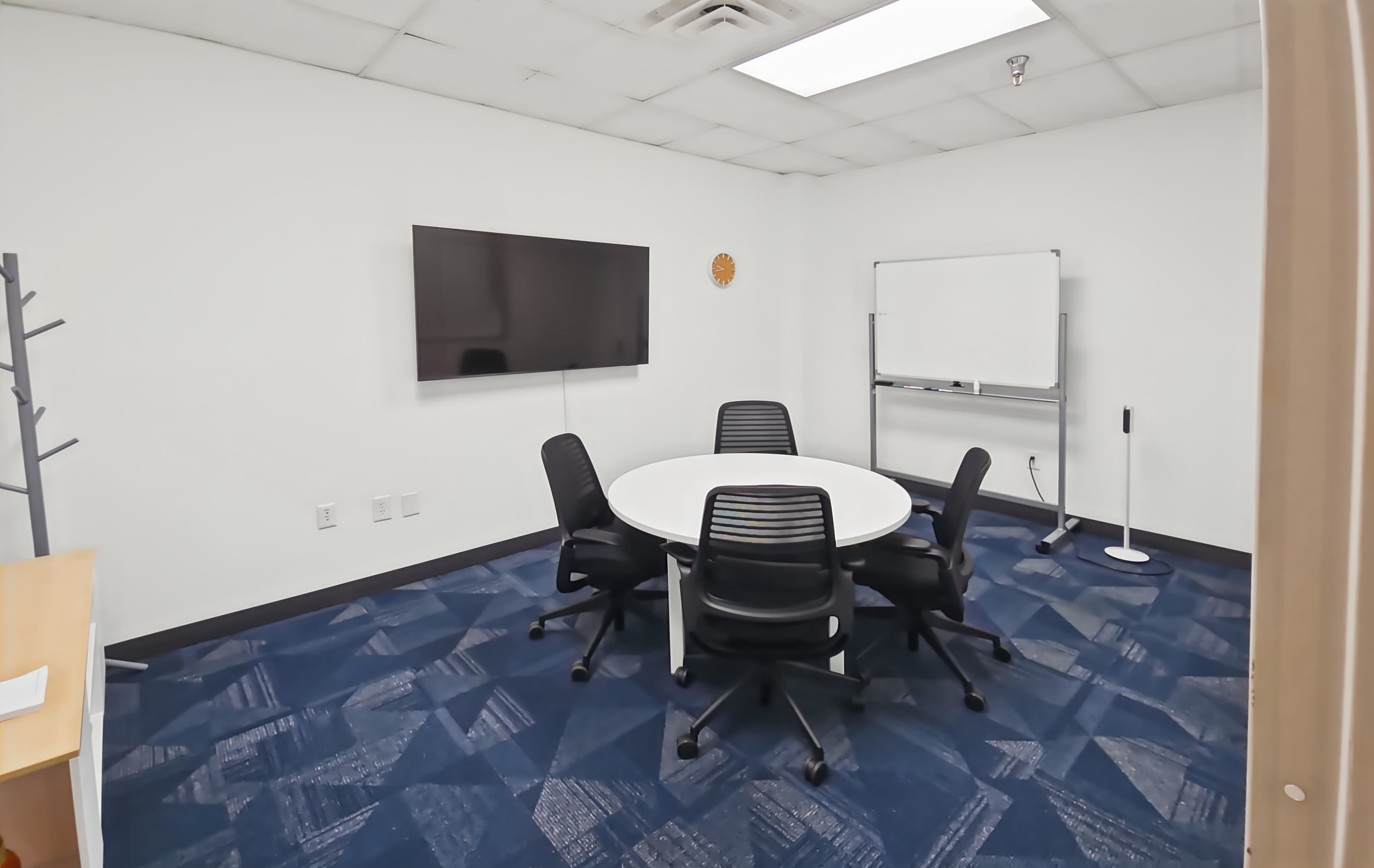 NC, Raleigh - Pleasant Valley Rd image 6