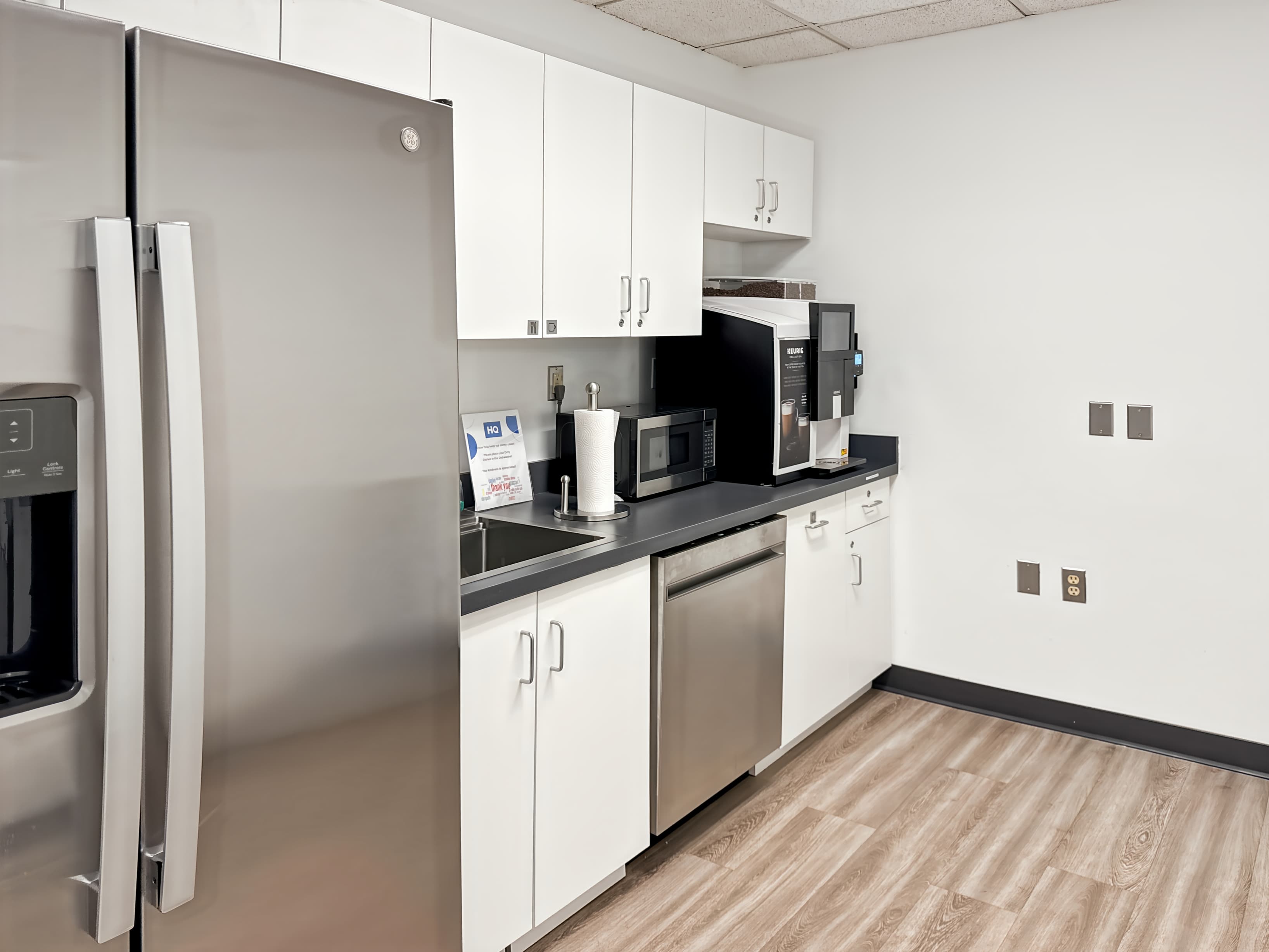 MD, Silver Spring - New Hampshire Ave image 6