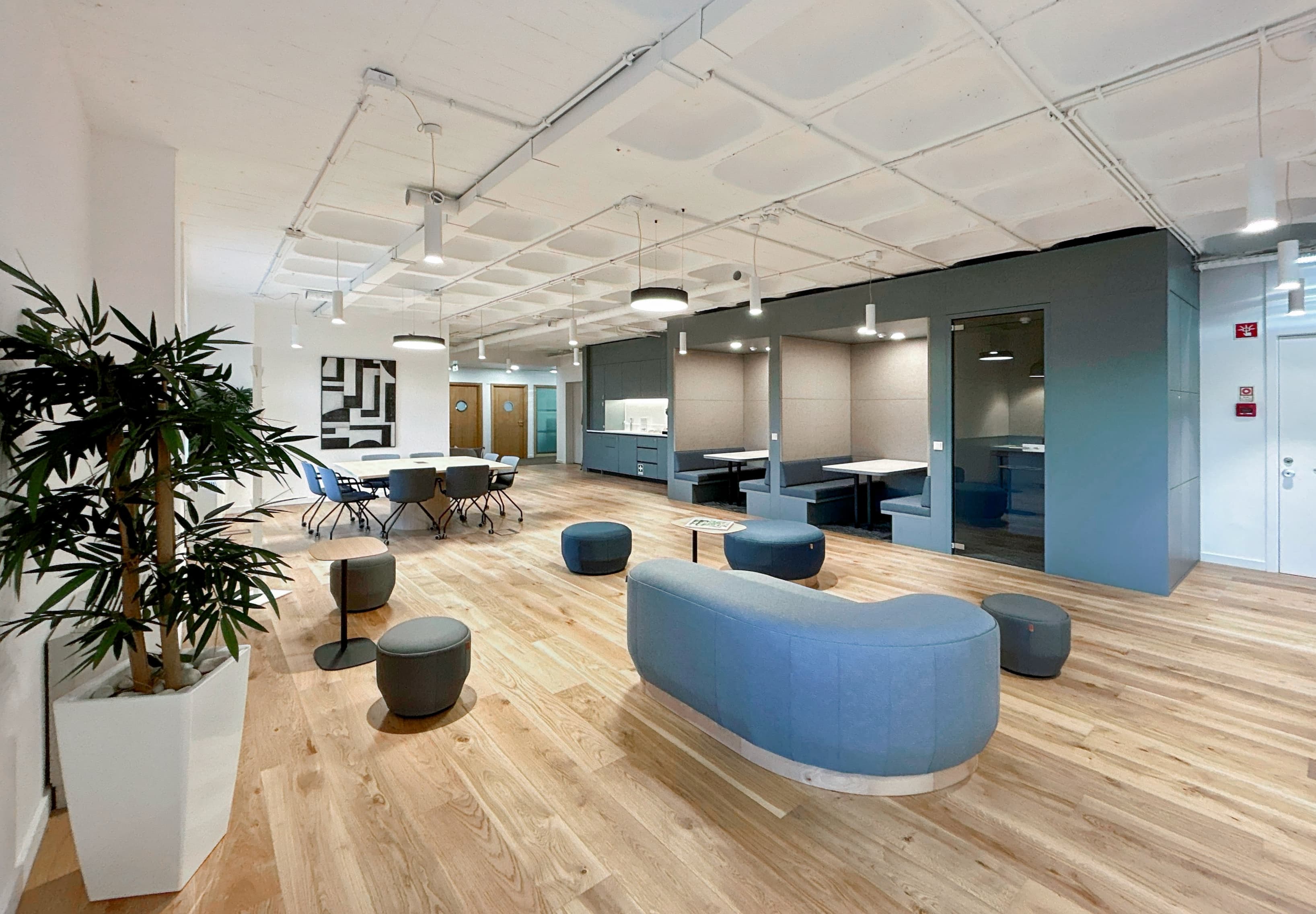 LISBON, Torres de Lisboa image 11