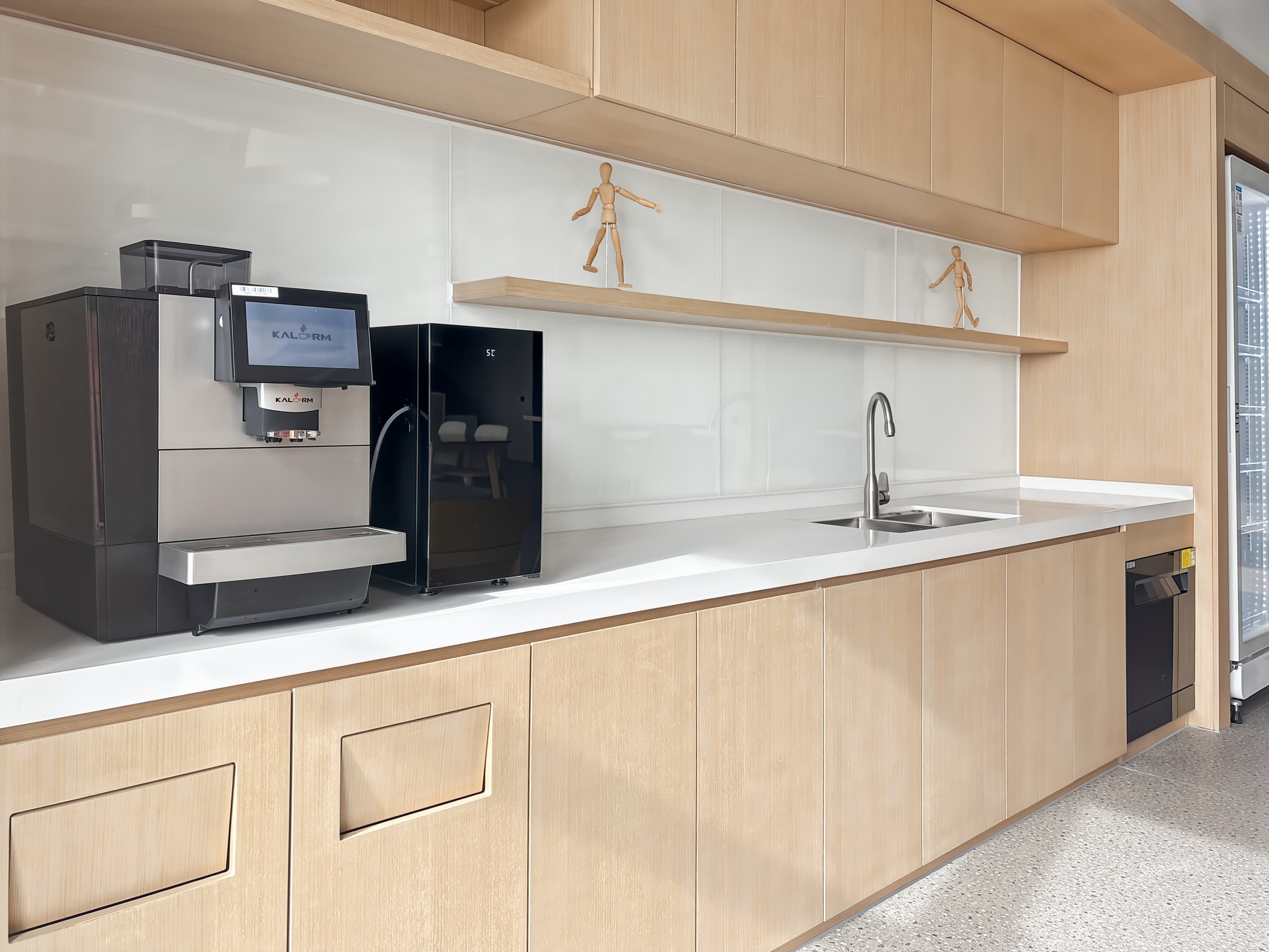 Zhuhai, Skyline Center image 8