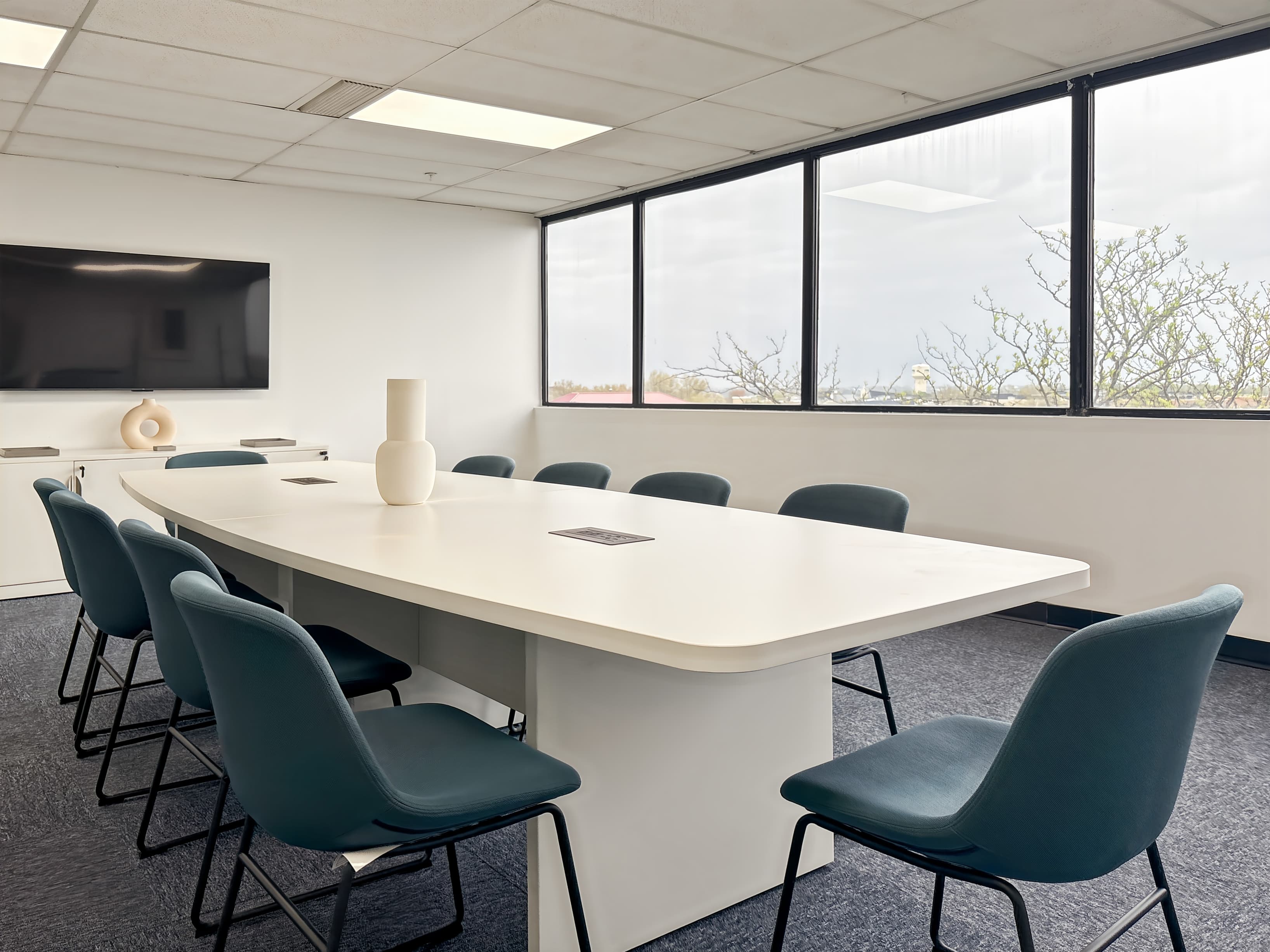 IA, West Des Moines - One Corporate Place image 1