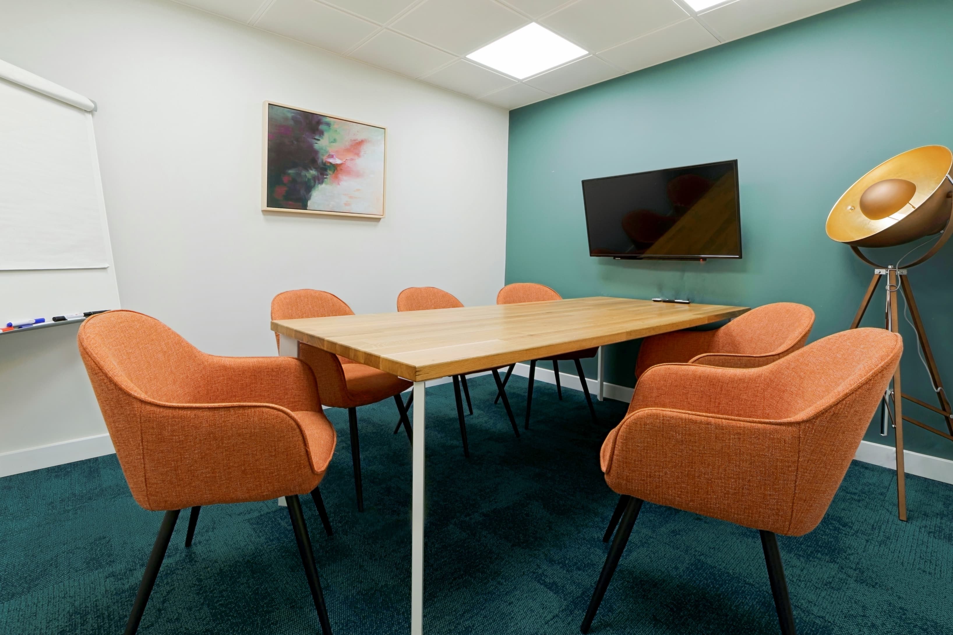 London, HomeWork Southfields image 9