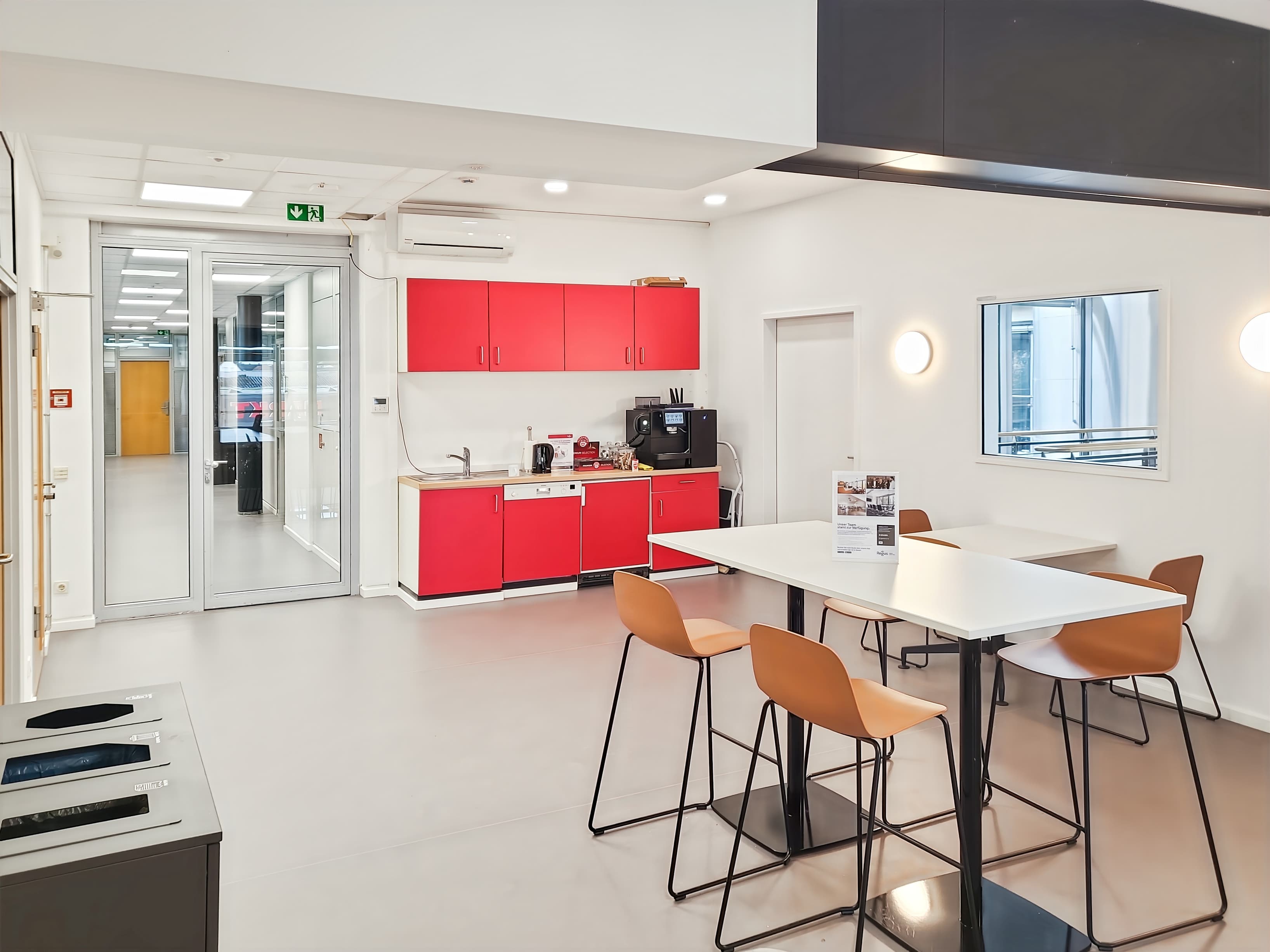 SCHWETZINGEN, Carl-Benz-Straße image 14