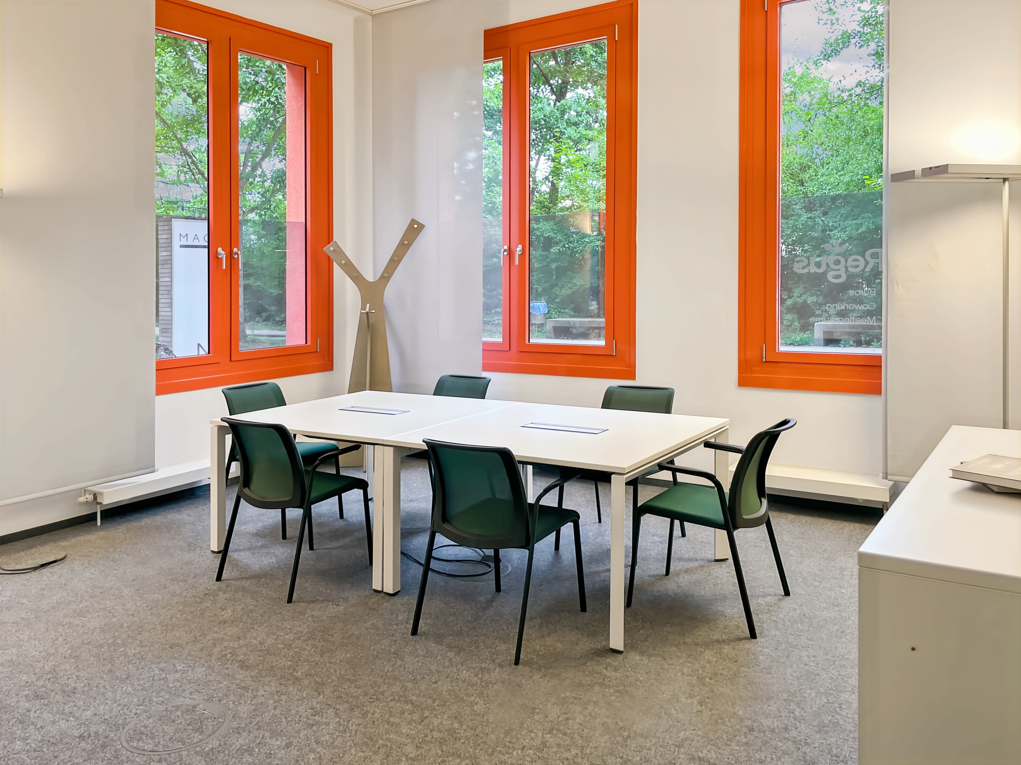 UNTERFÖHRING, Unterföhring Park Village image 10