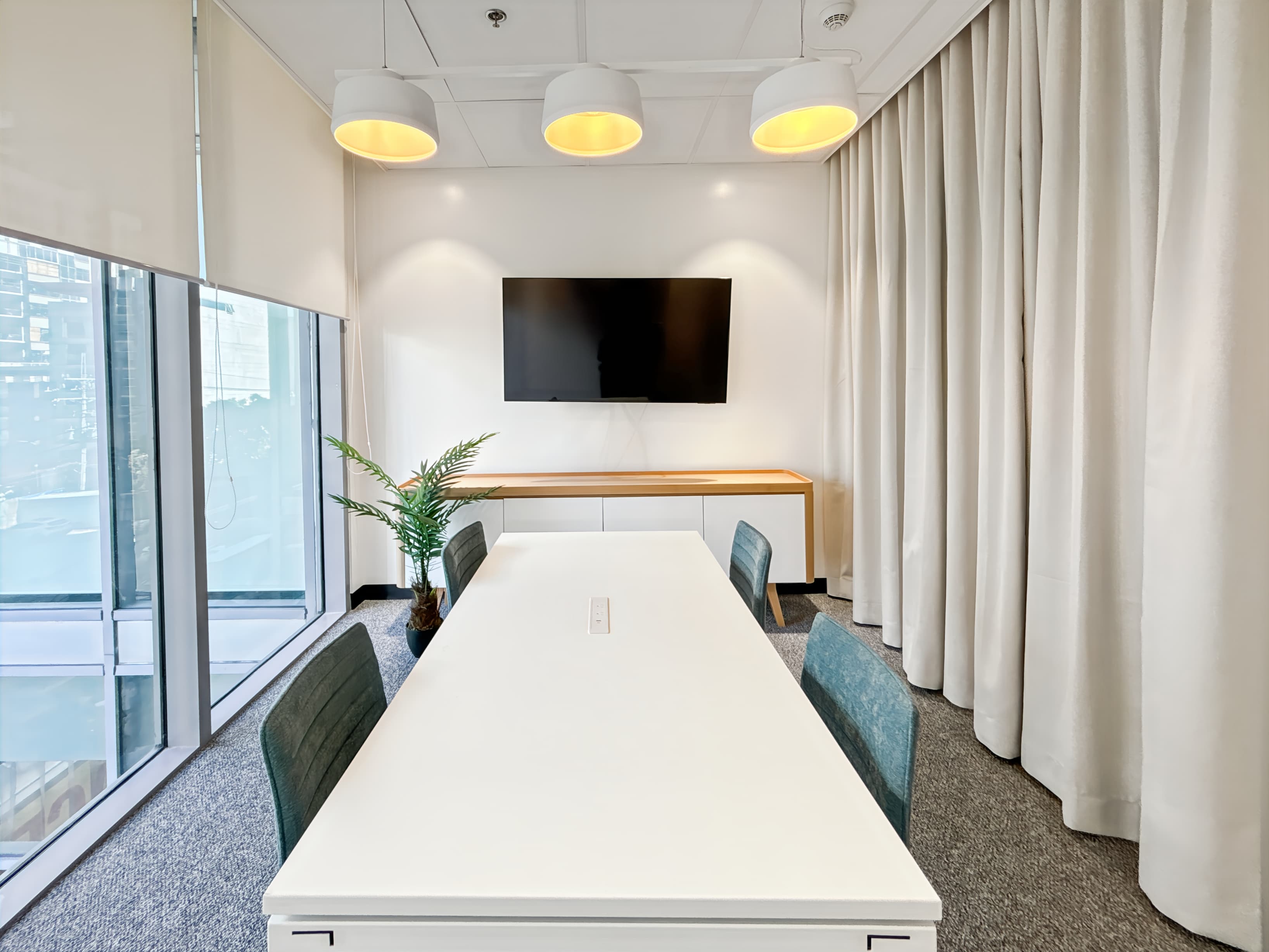 Makati, Victoria de Makati image 11 Makati, Victoria de Makati image 11