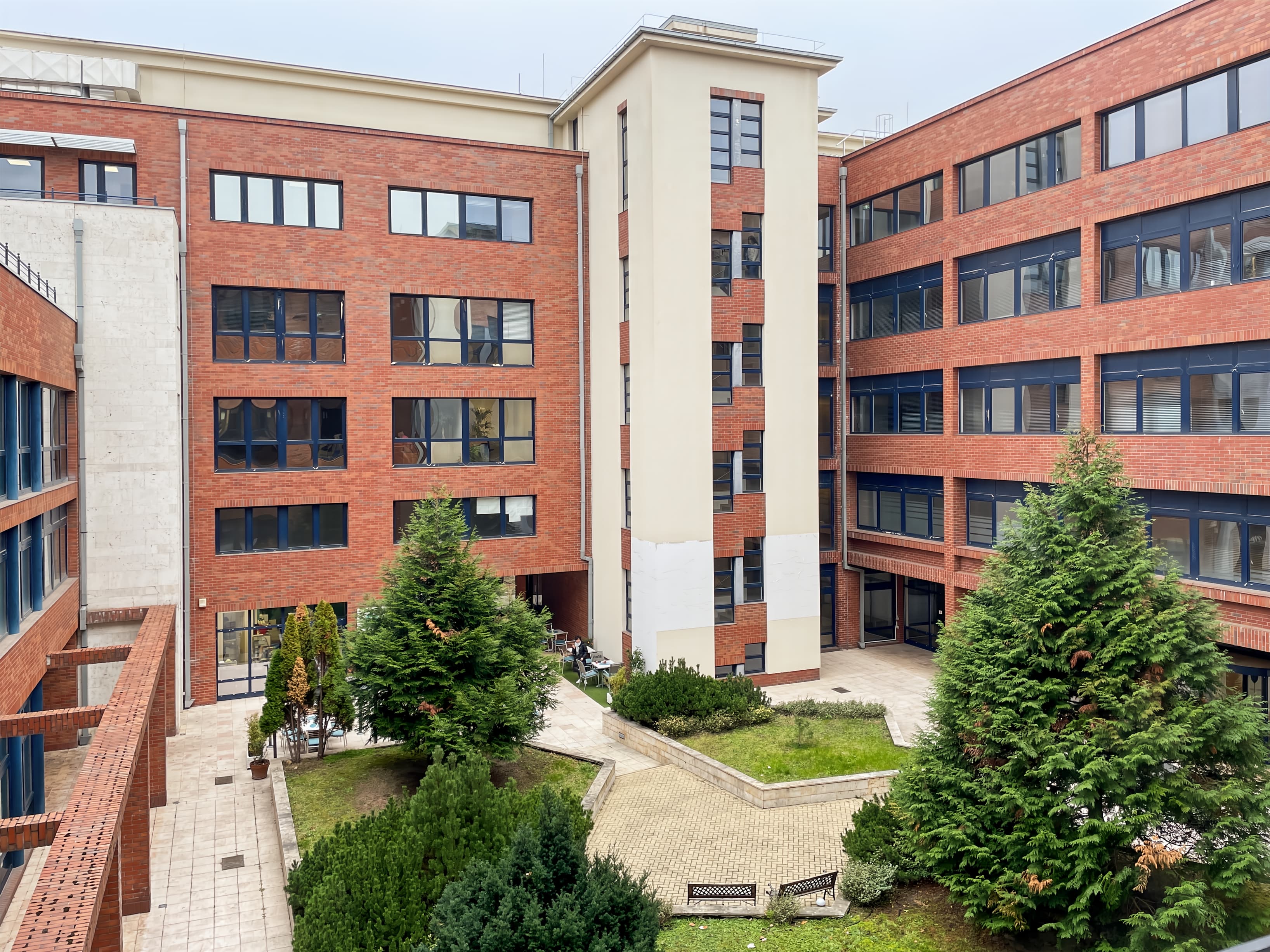 Budapest, Szepvölgyi Office Park image 1