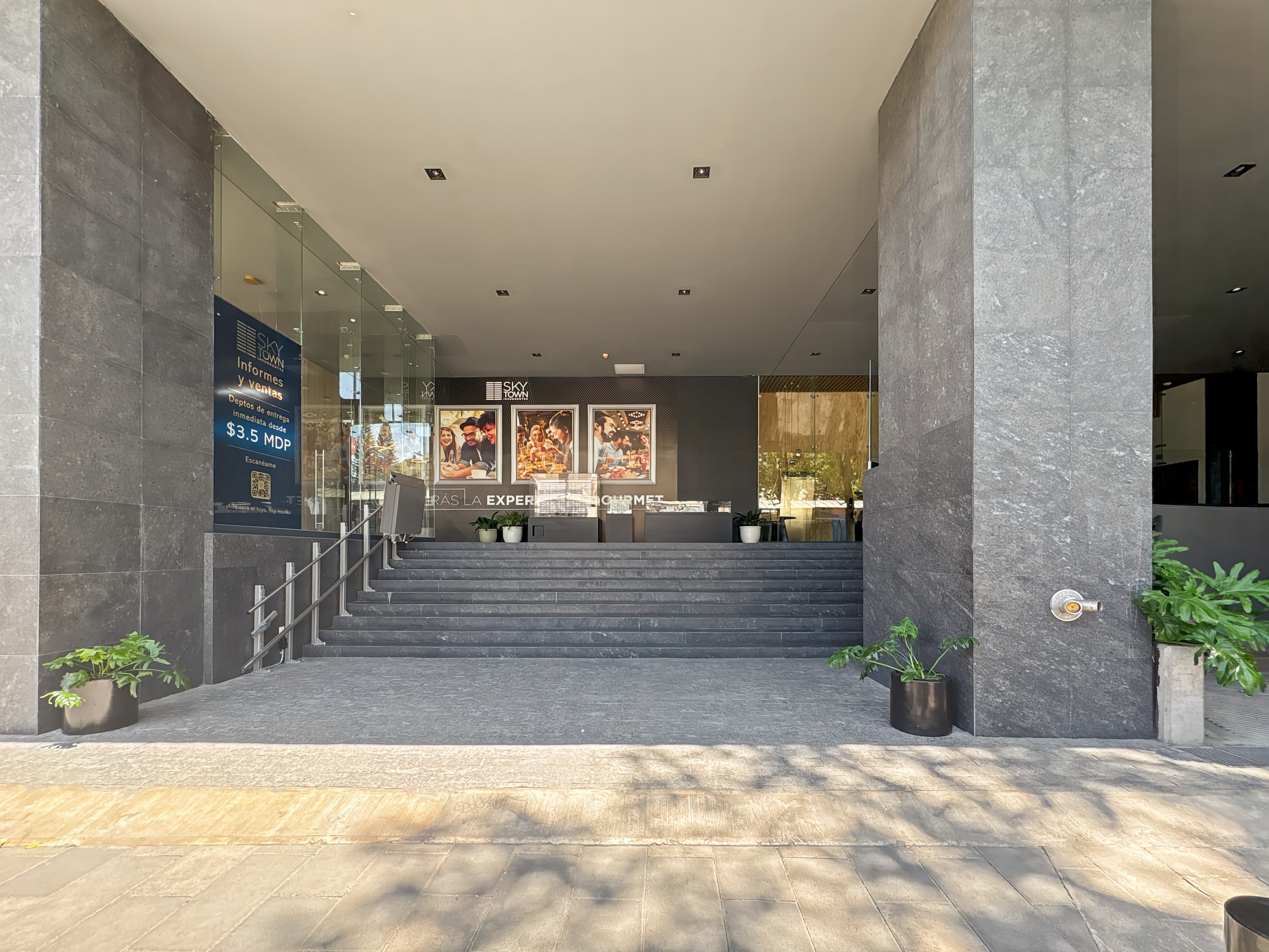 MEXICO CITY, Monumento a la Revolución image 2