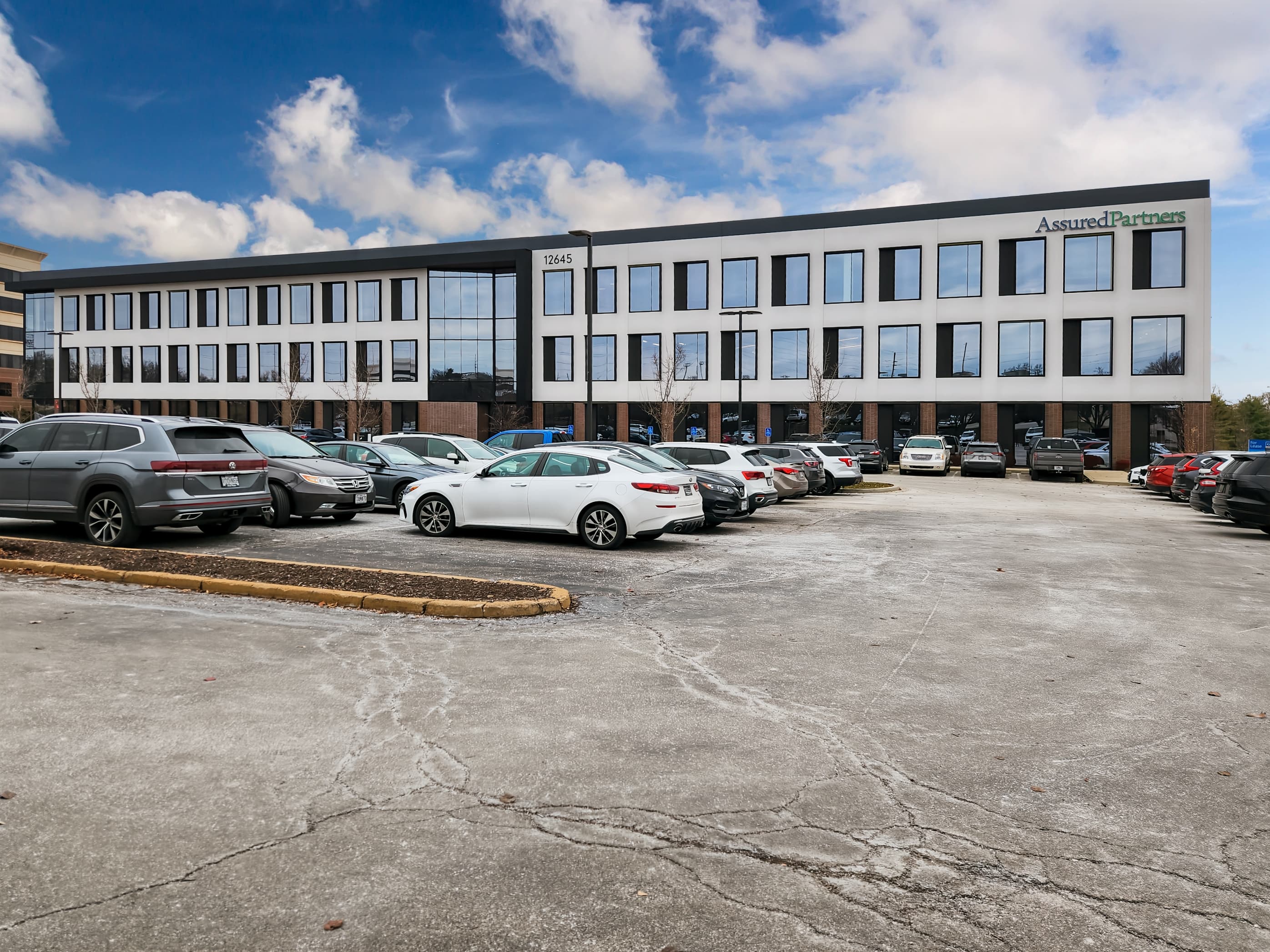 MO, Creve Coeur – Edge at West image 2