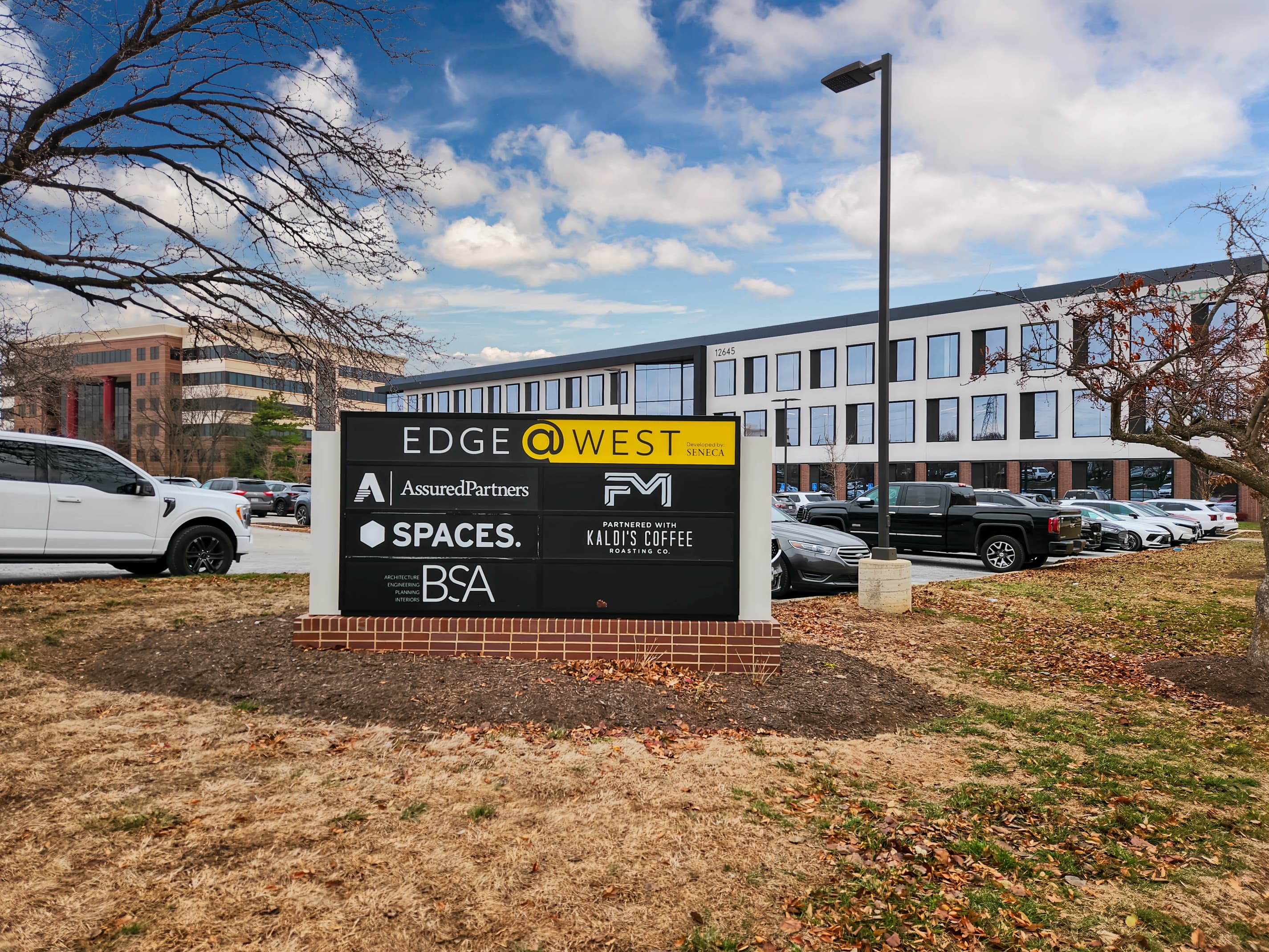 MO, Creve Coeur – Edge at West image 7
