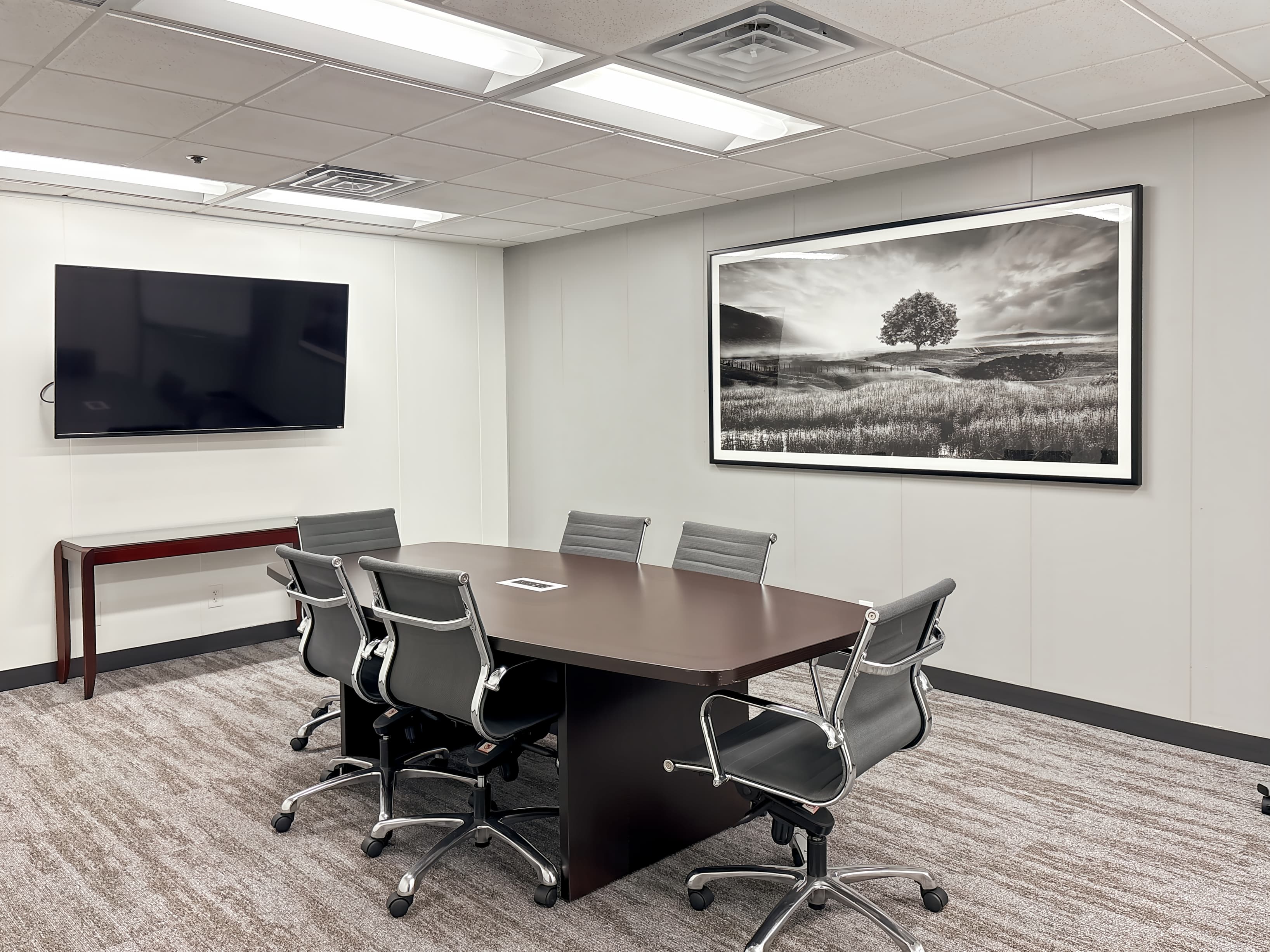 IA, West Des Moines - Valley West Drive image 1