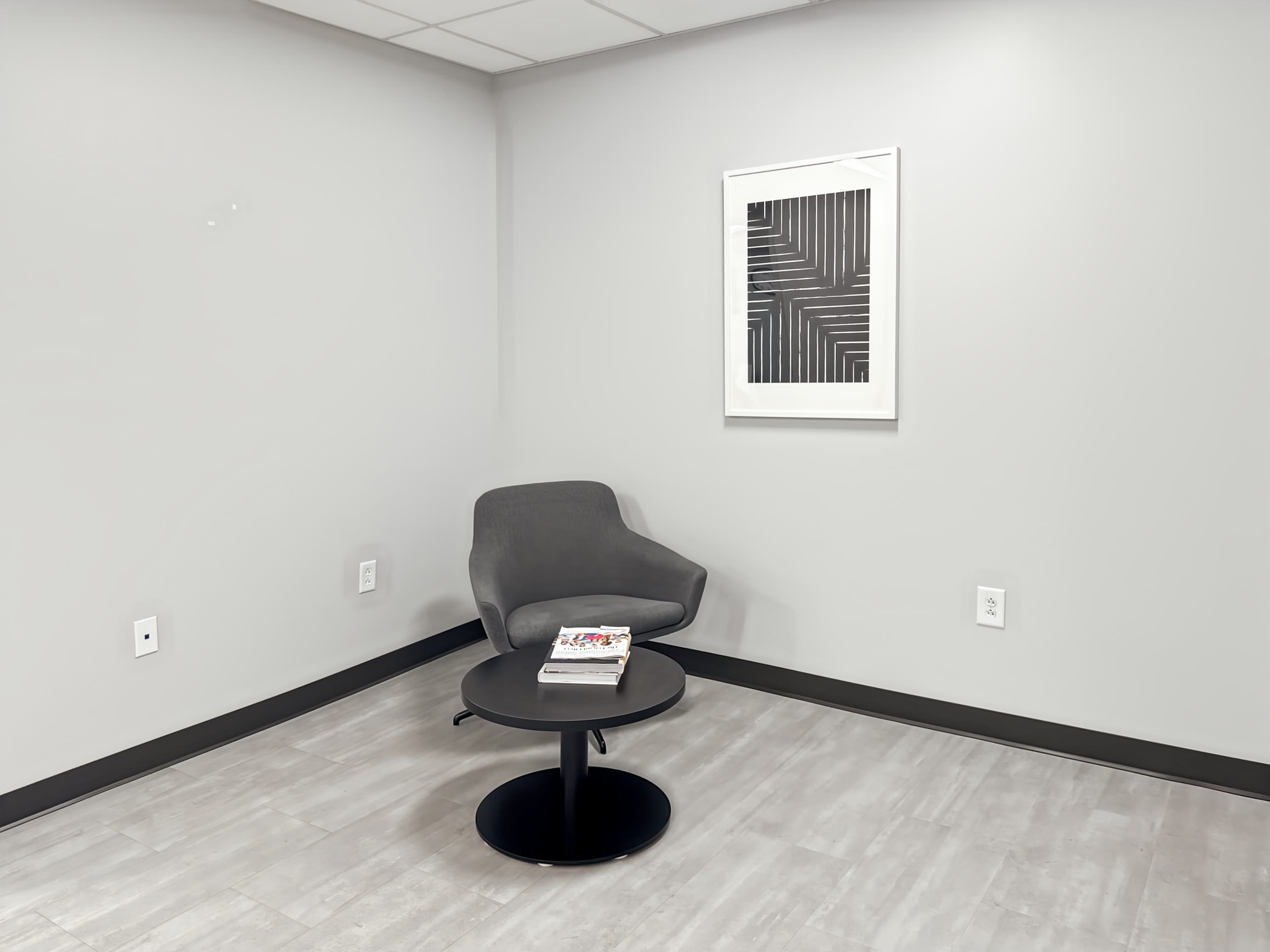 VA, Virginia Beach - Constitution Dr image 3