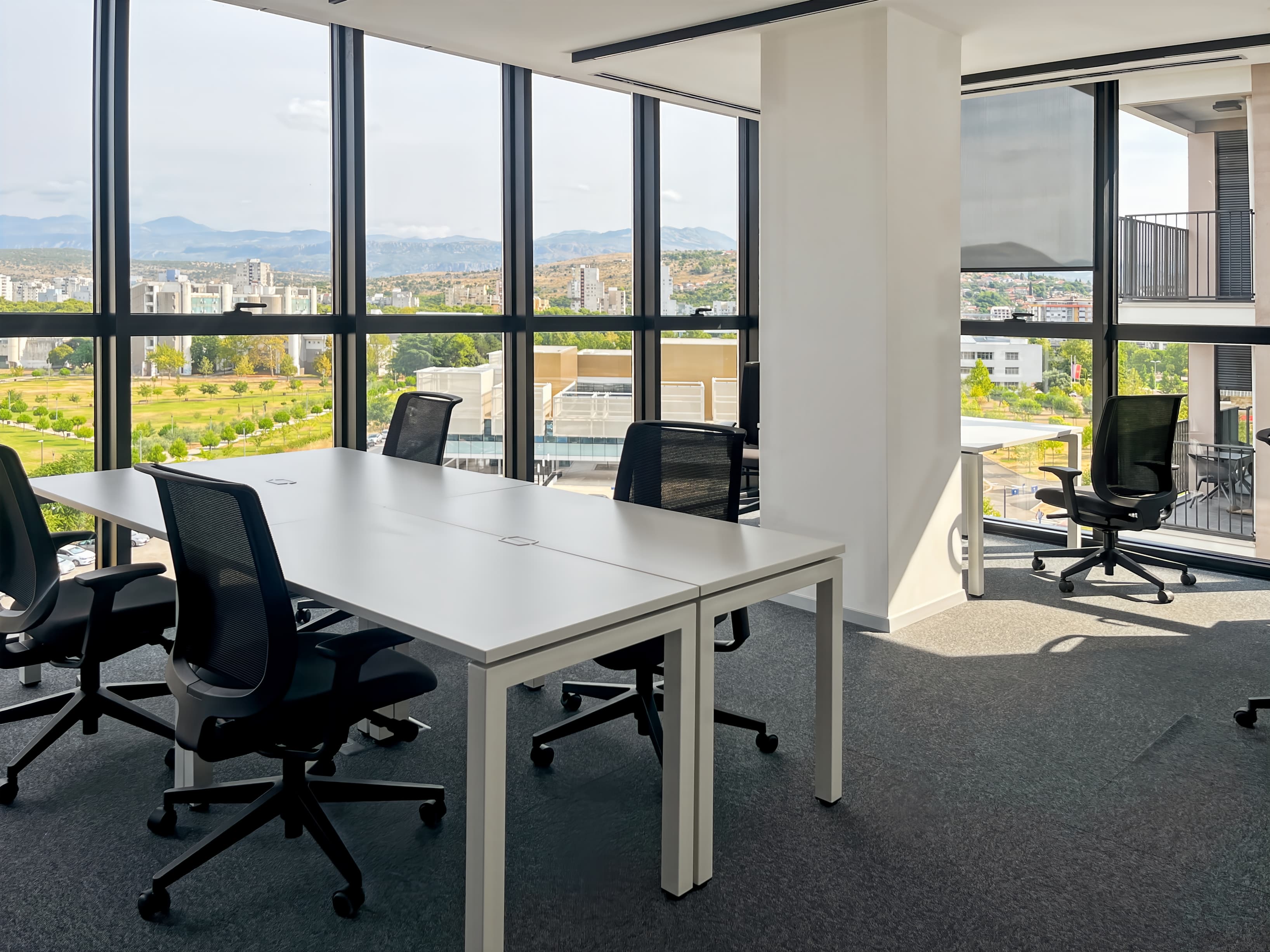 Podgorica, Business Tower Montenegro image 10