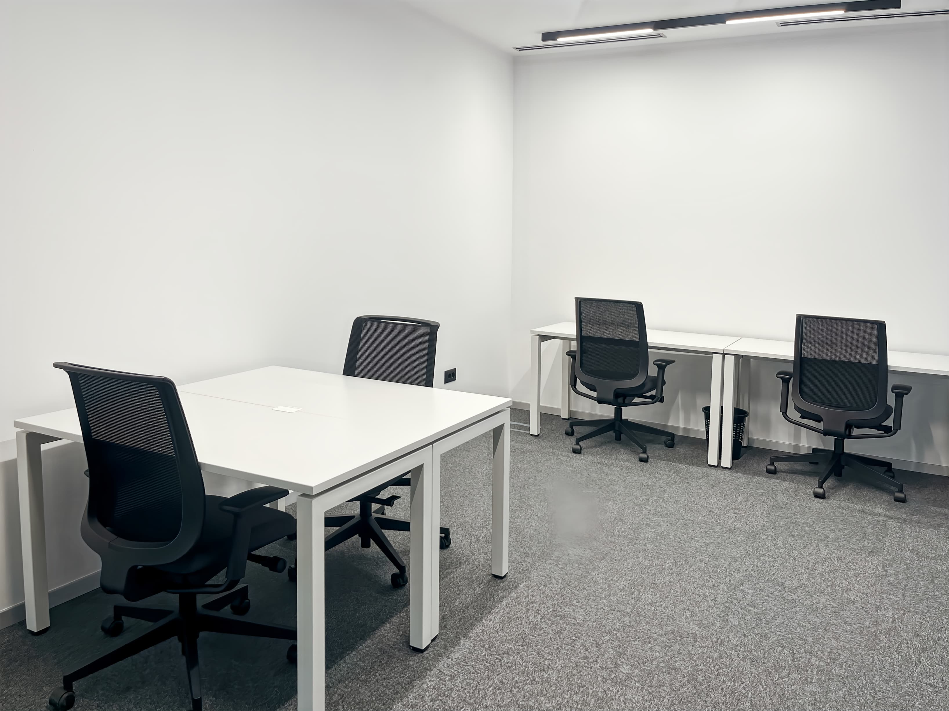 Podgorica, Business Tower Montenegro image 9