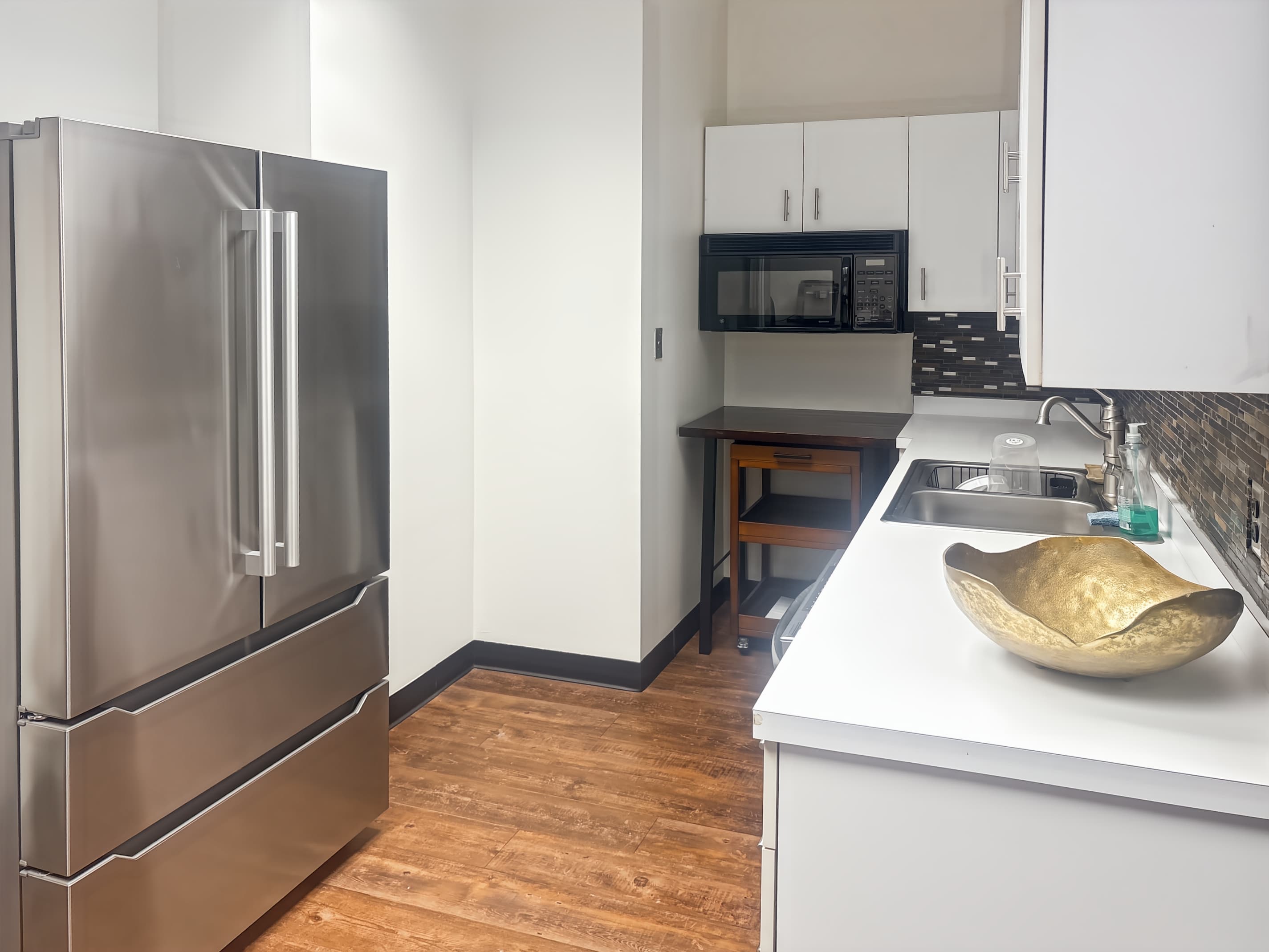 NC, Chapel Hill - E Franklin St image 6