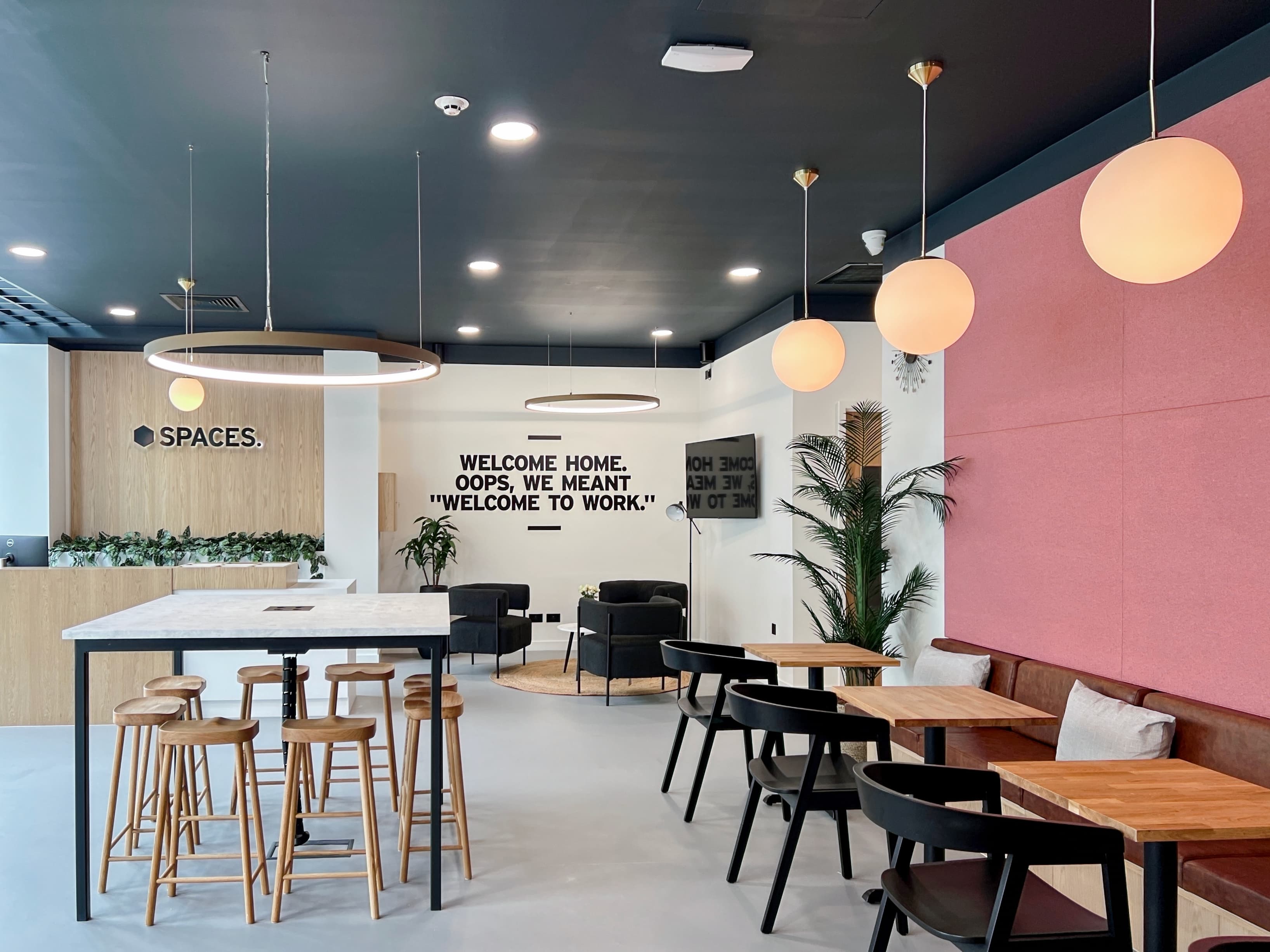 Wolverhampton, Victoria Square i11 image 9 Wolverhampton, Victoria Square i11 image 9