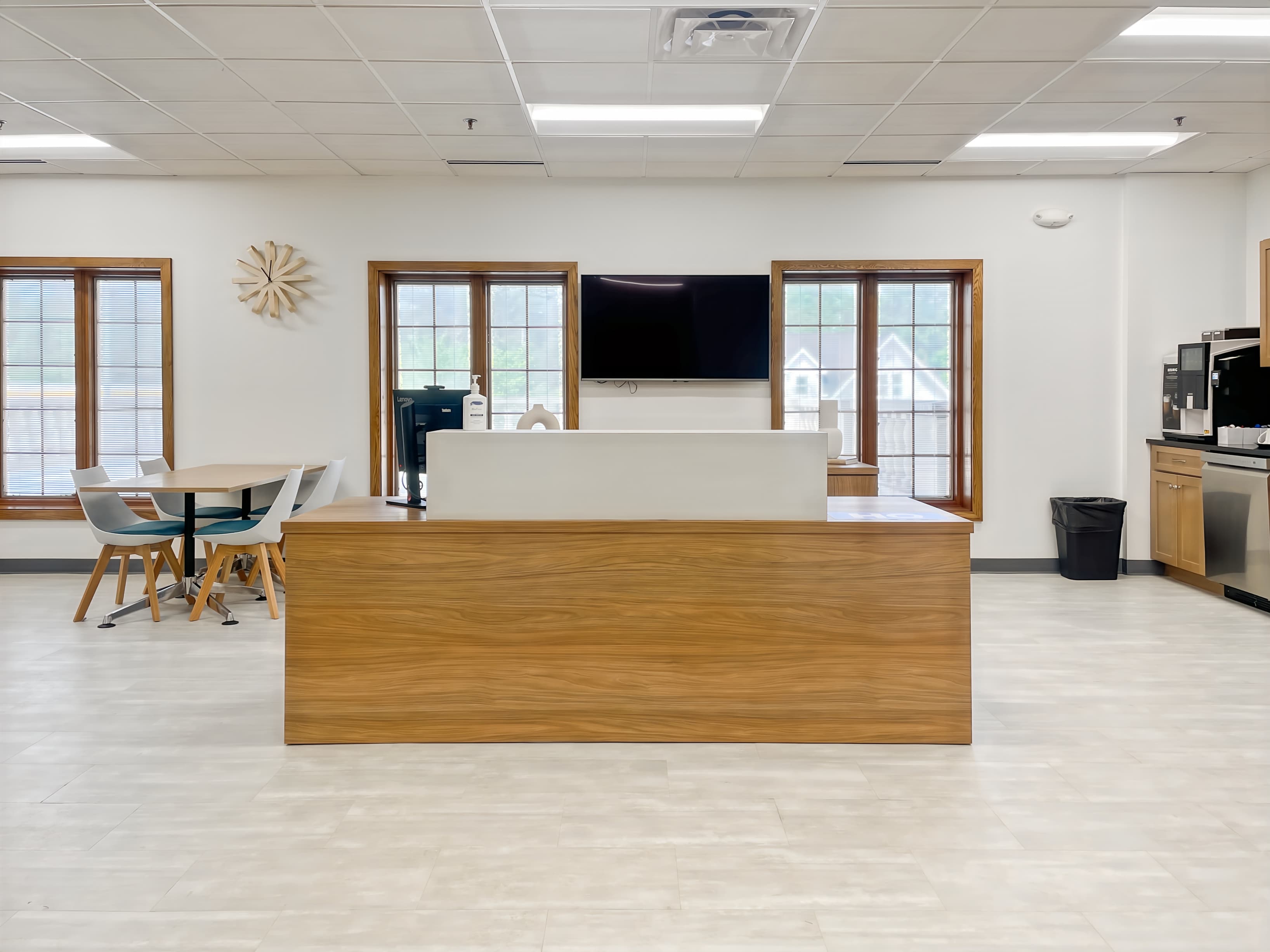 IL, Naperville - South Washington St image 2