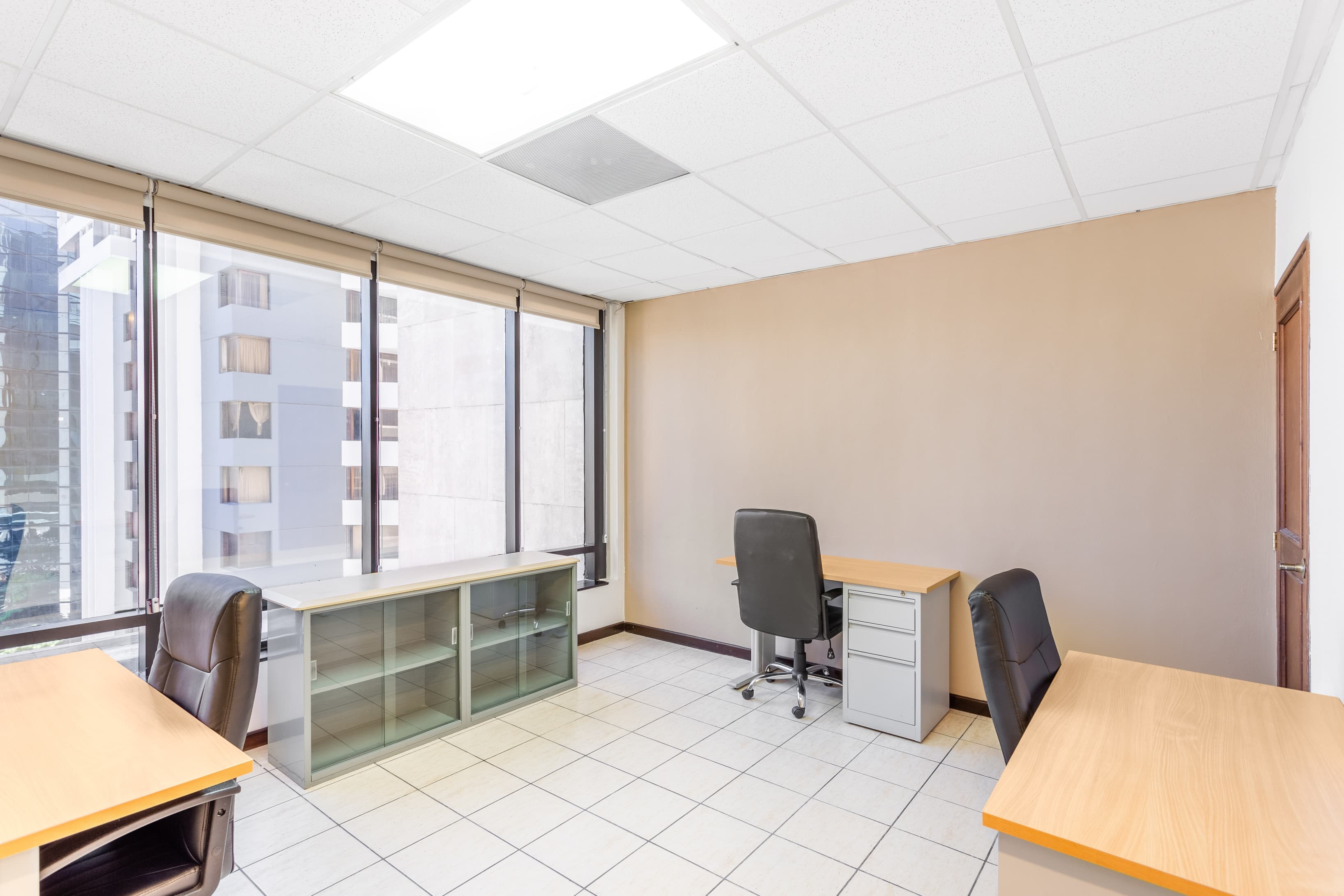 GUATEMALA, Guatemala City, Citibank Tower image 3