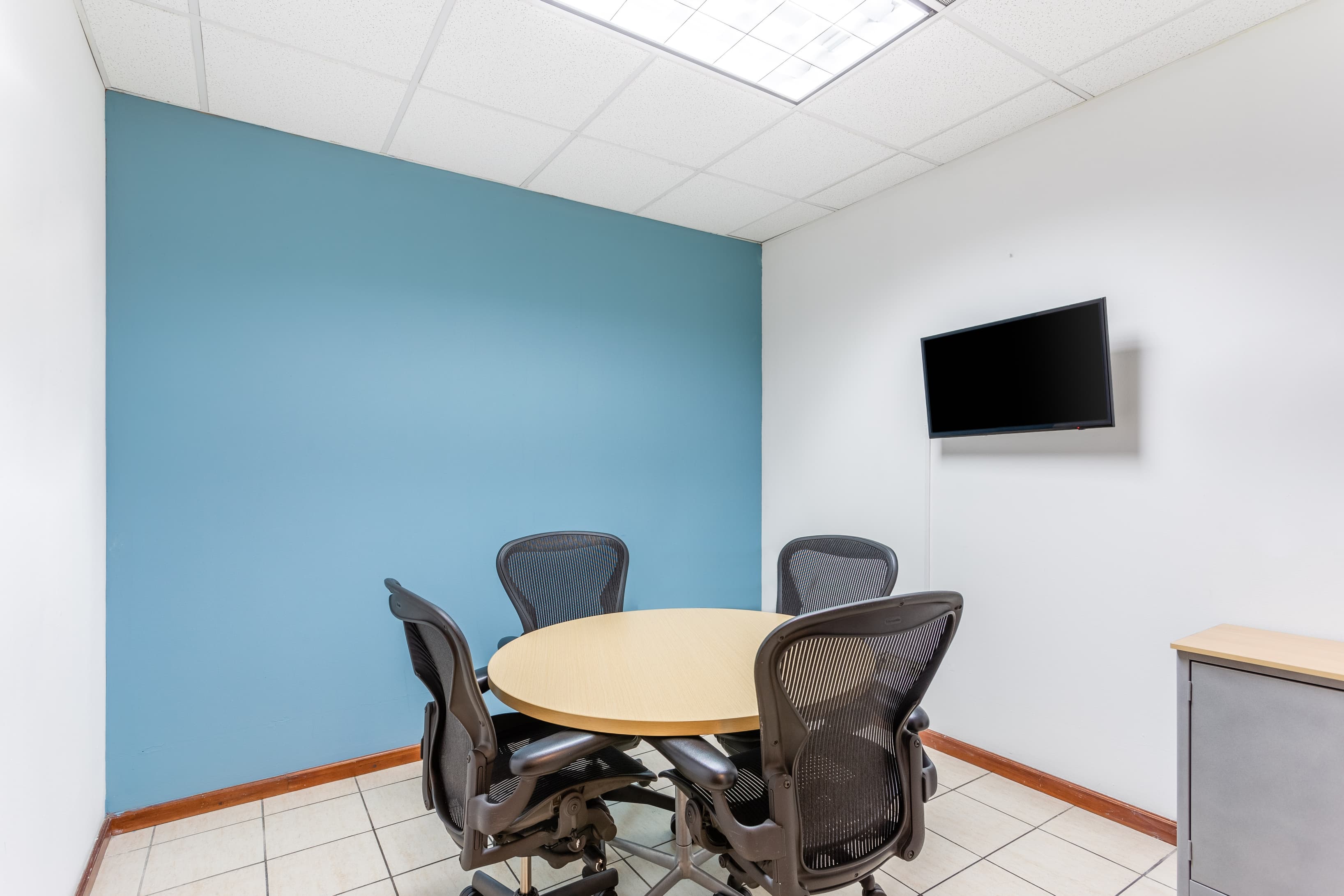 GUATEMALA, Guatemala City, Citibank Tower image 8