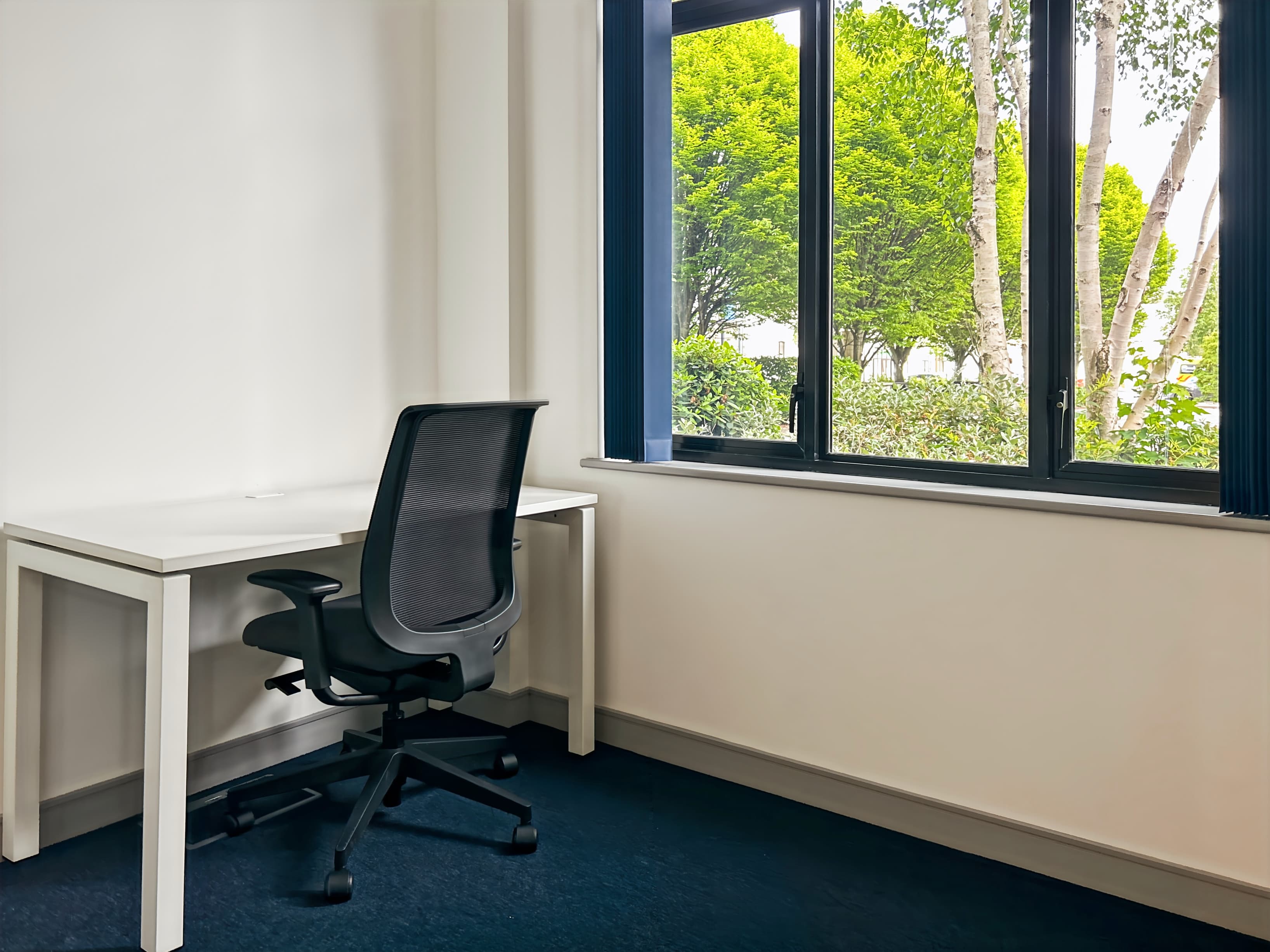 BELFAST, Weavers Court image 13