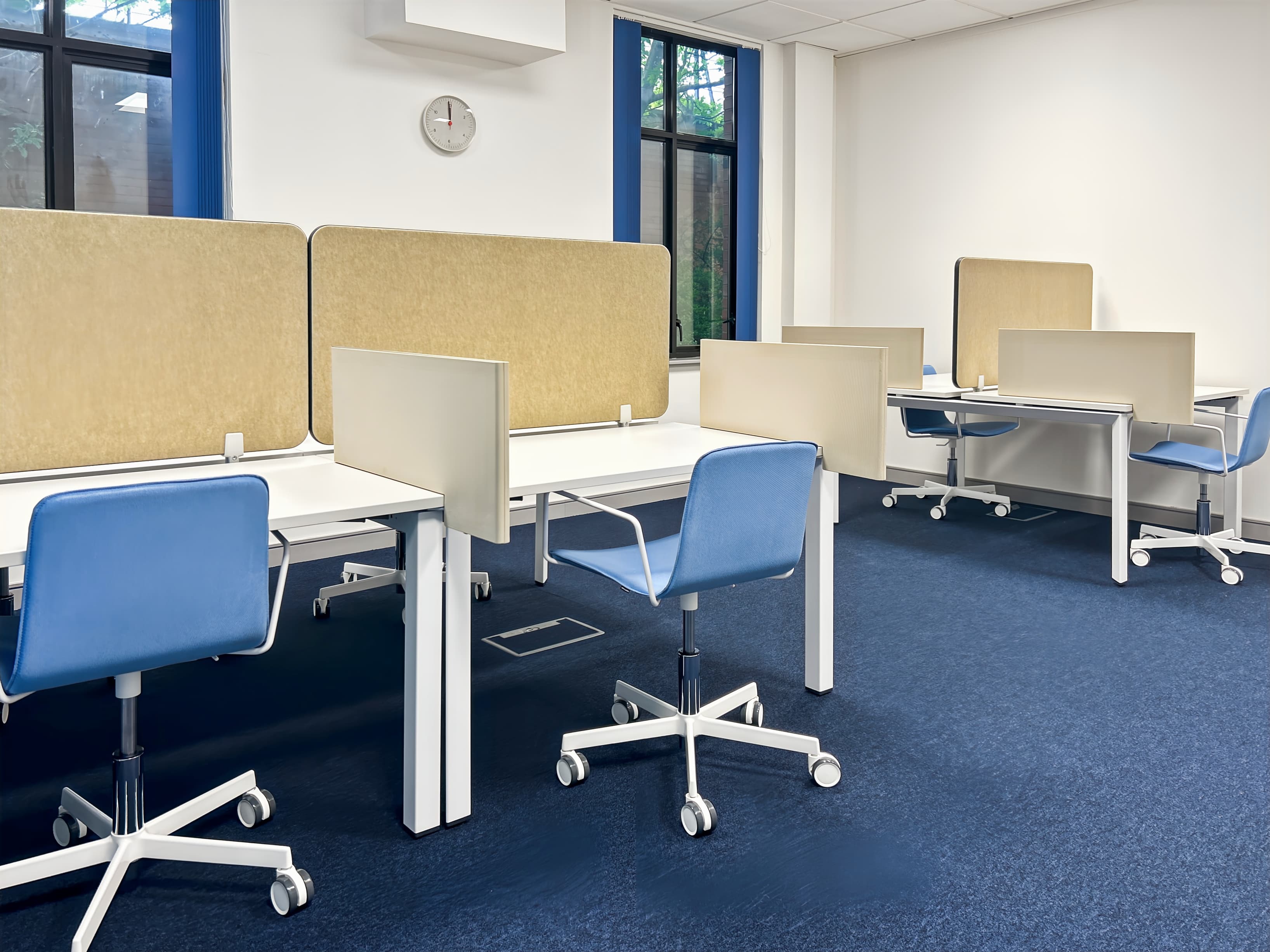 BELFAST, Weavers Court image 7