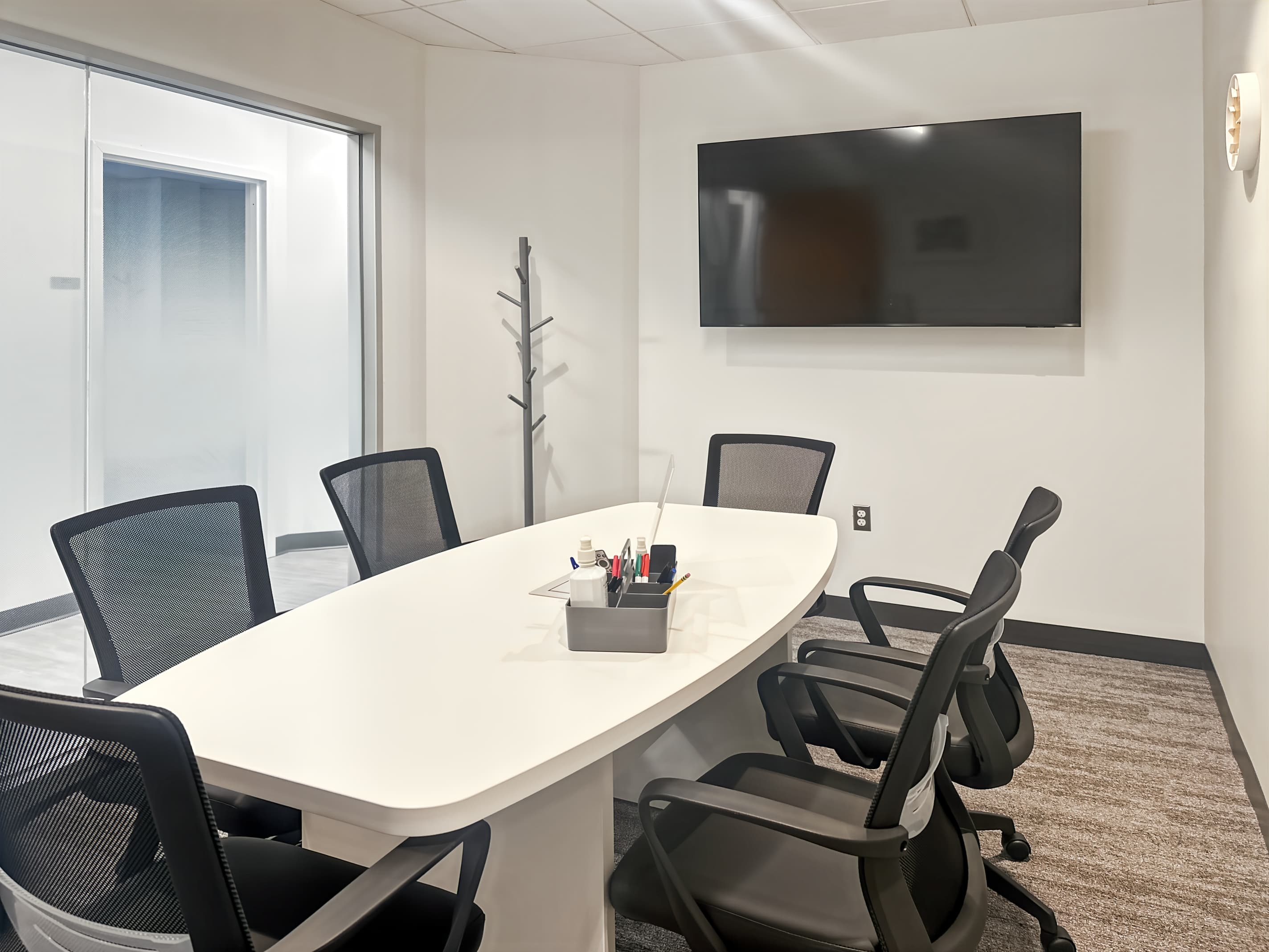 NJ, Monmouth Junction - Route 1 image 9