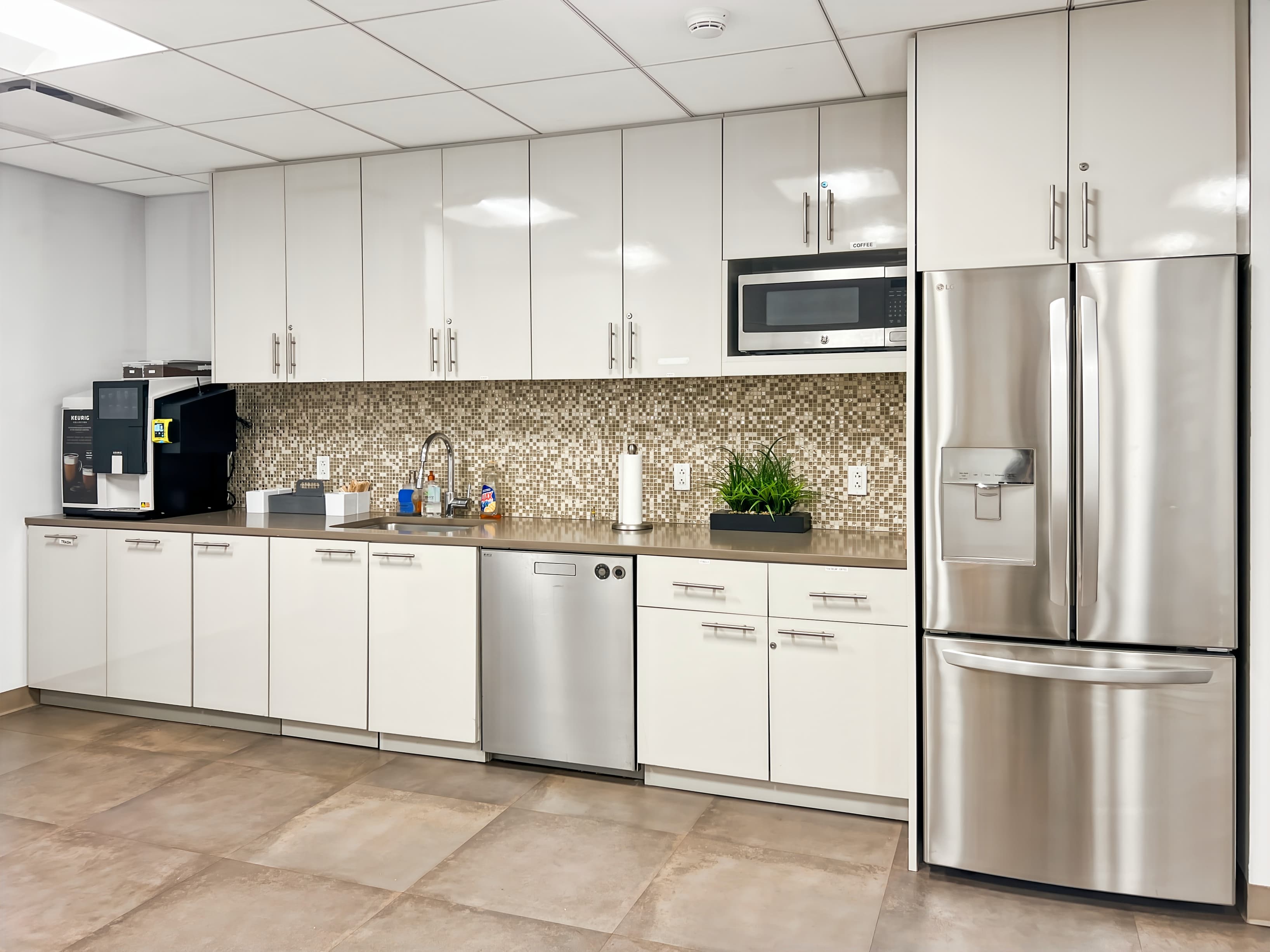 CT, Darien - Old Kings Hwy image 8 CT, Darien - Old Kings Hwy image 8