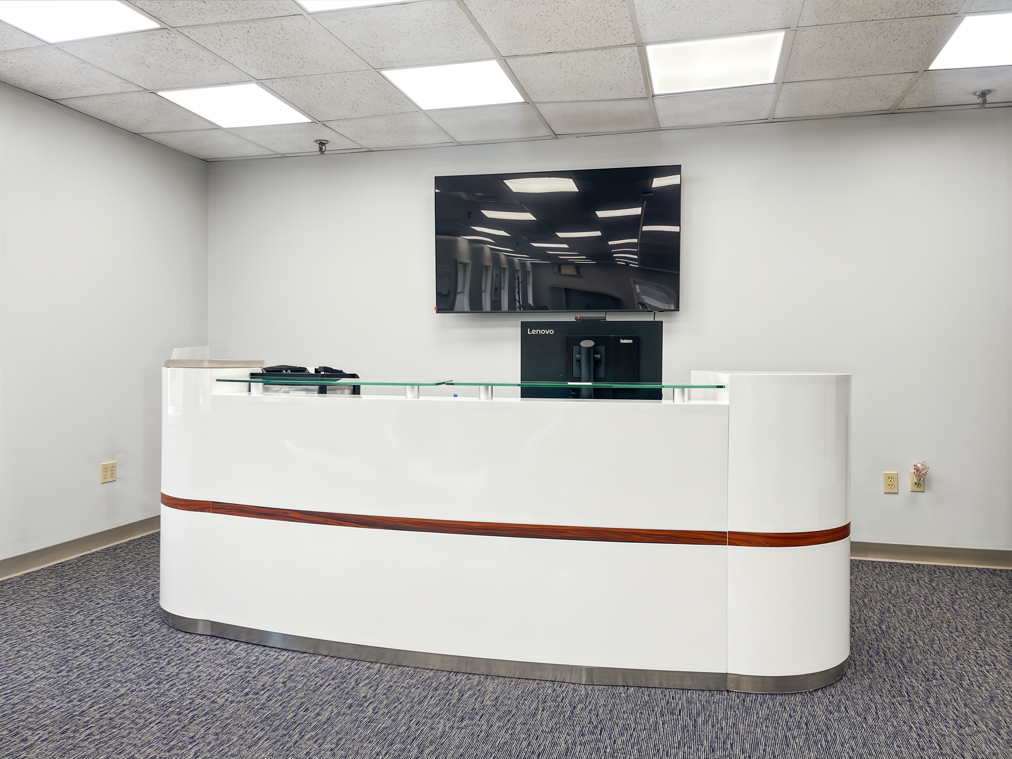 CT, East Hartford - Tolland St image 9