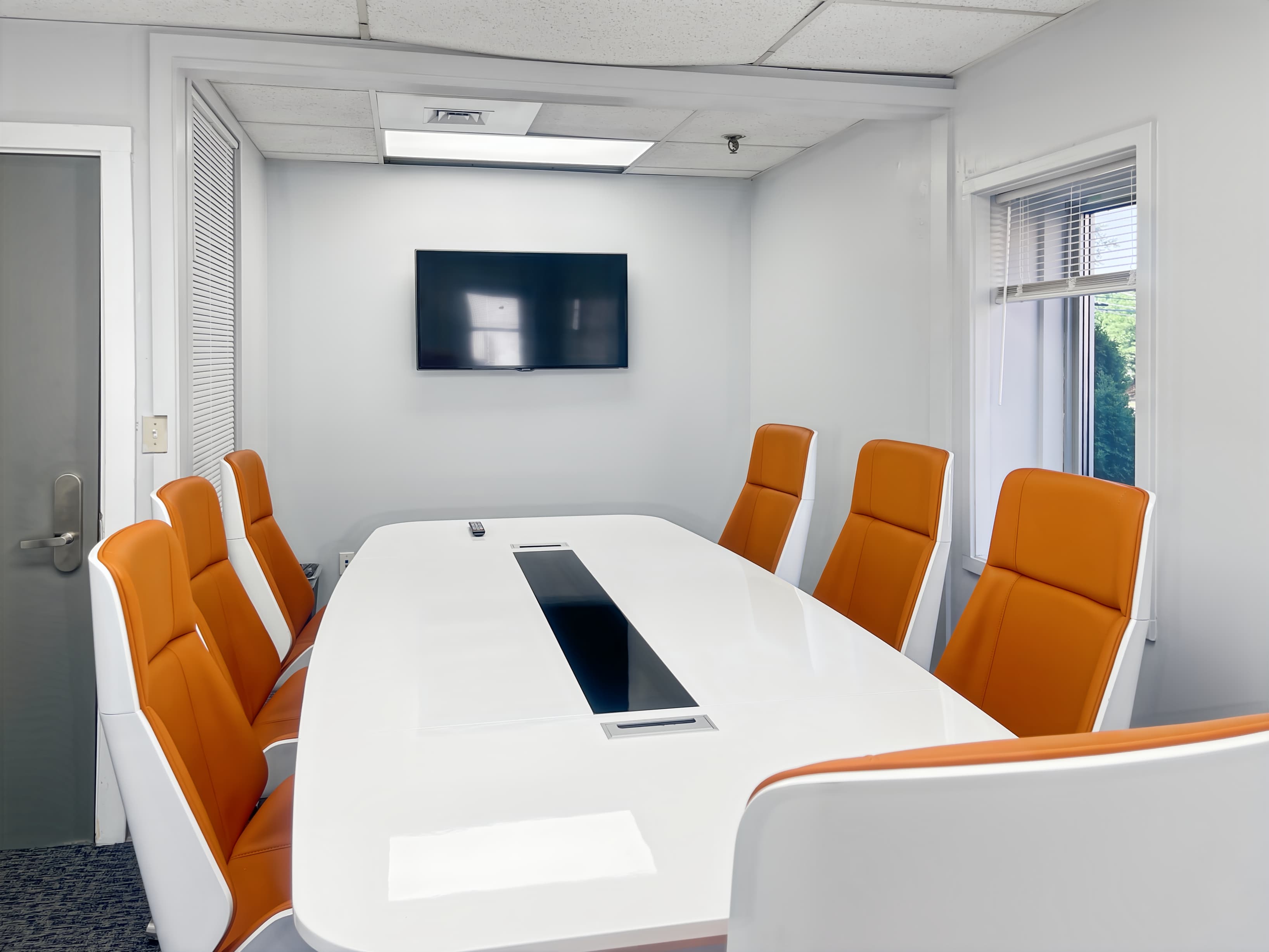 CT, East Hartford - Tolland St image 8