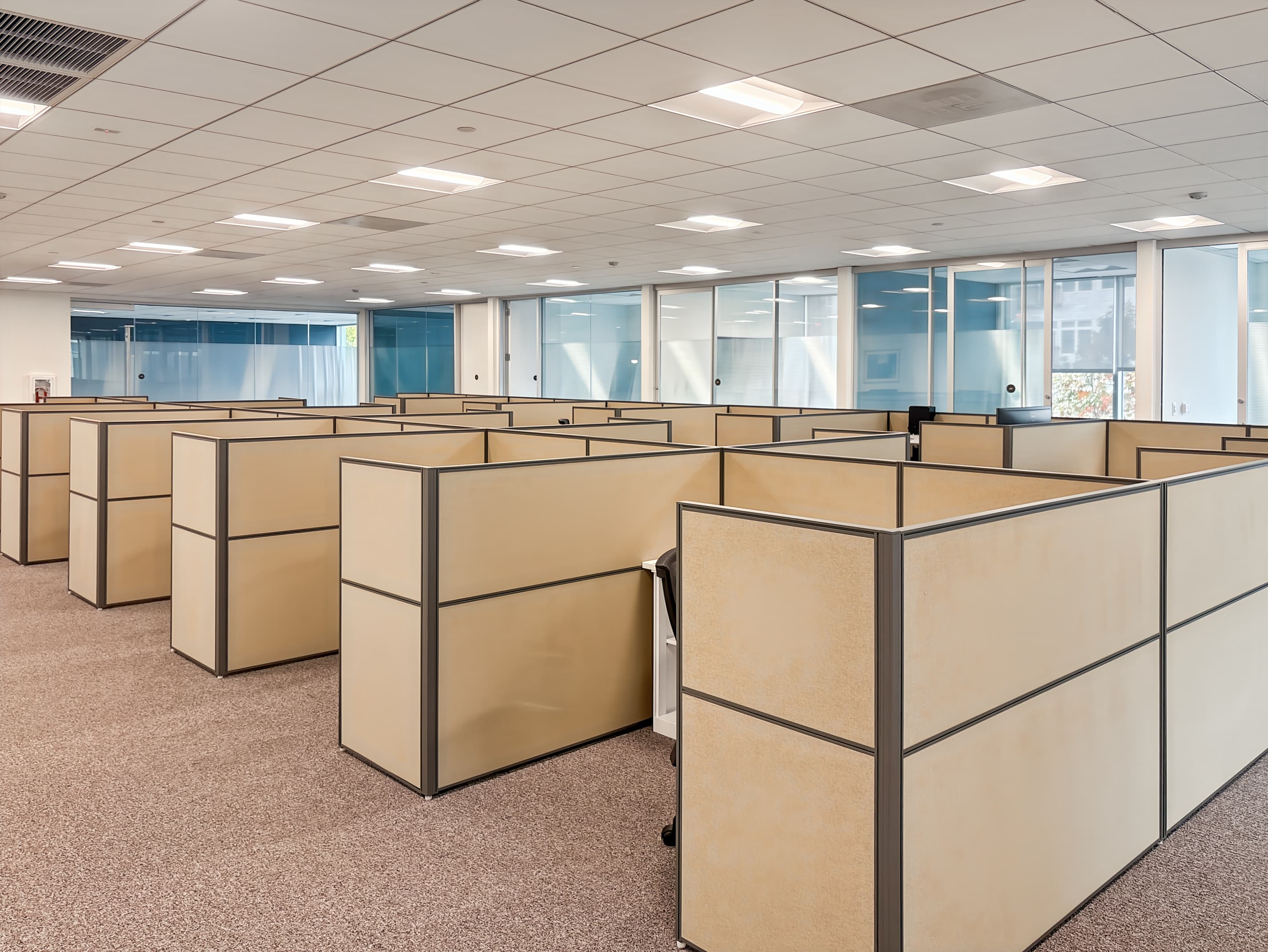 MA, Medford - Rivers Edge Dr image 10