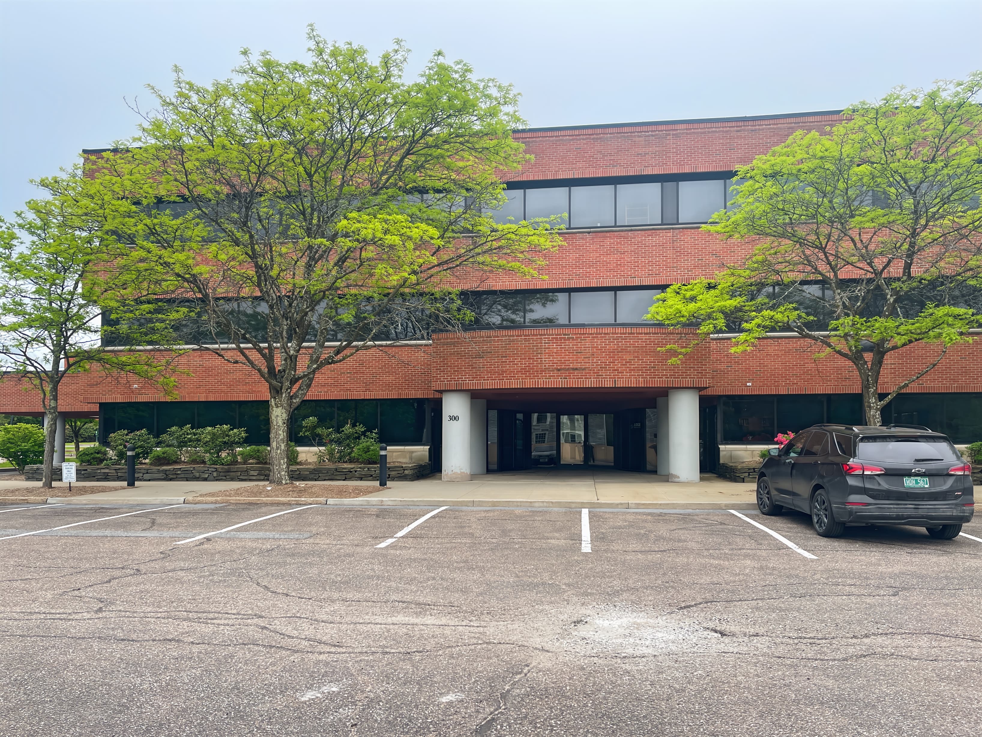 VT, Williston - Interstate Corporate Ctr image 7