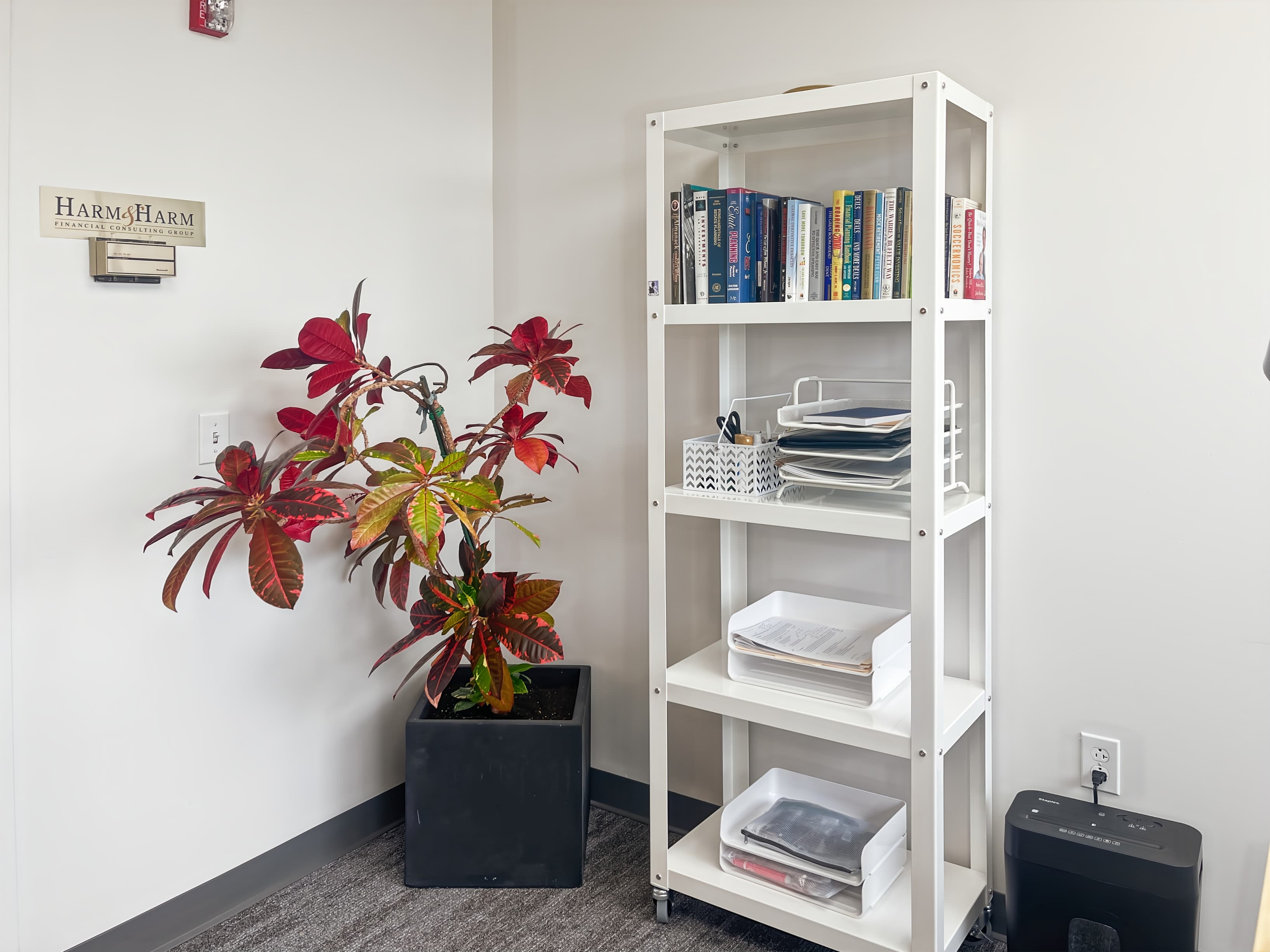 VT, Williston - Interstate Corporate Ctr image 9