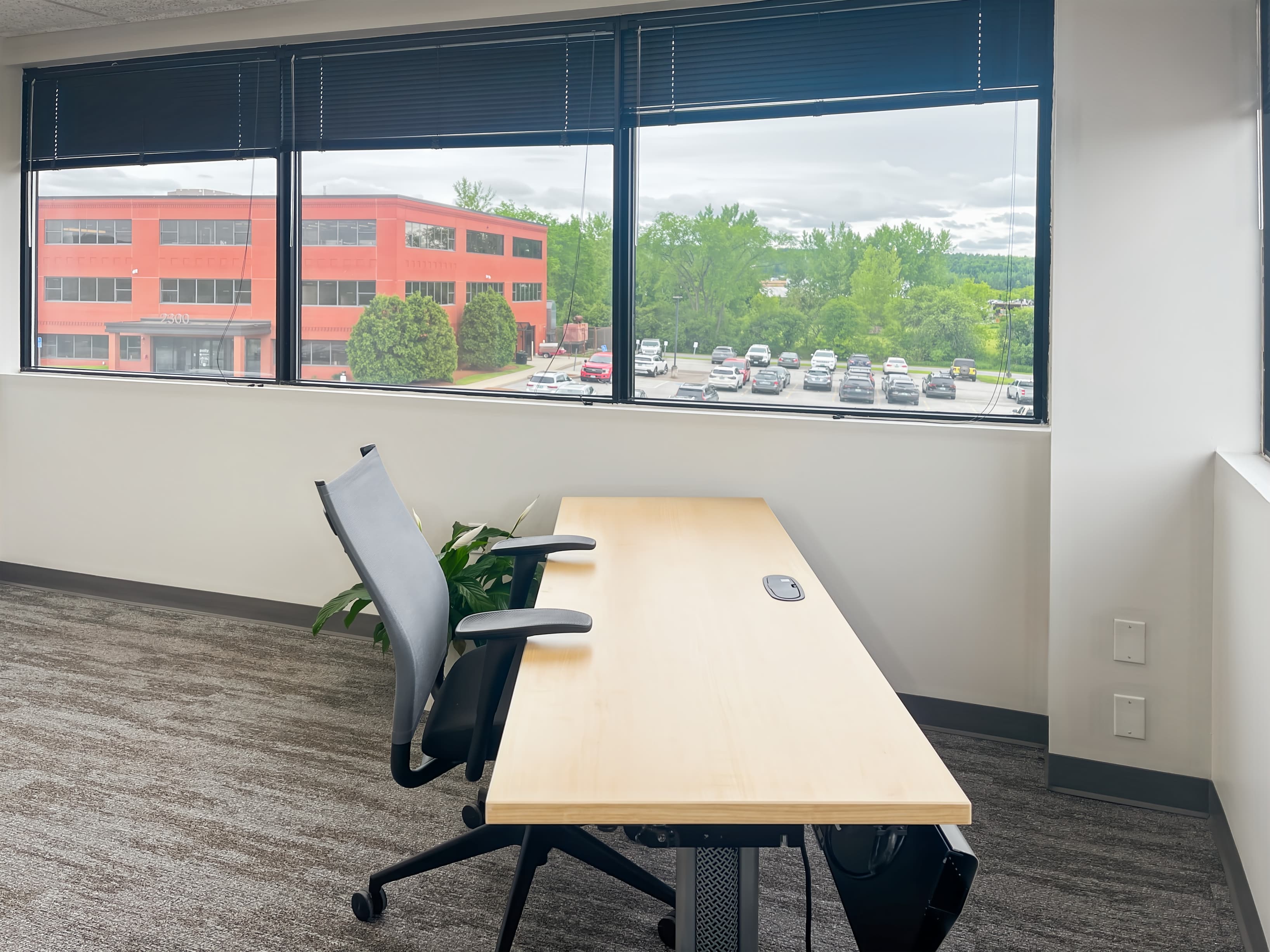 VT, Williston - Interstate Corporate Ctr image 1