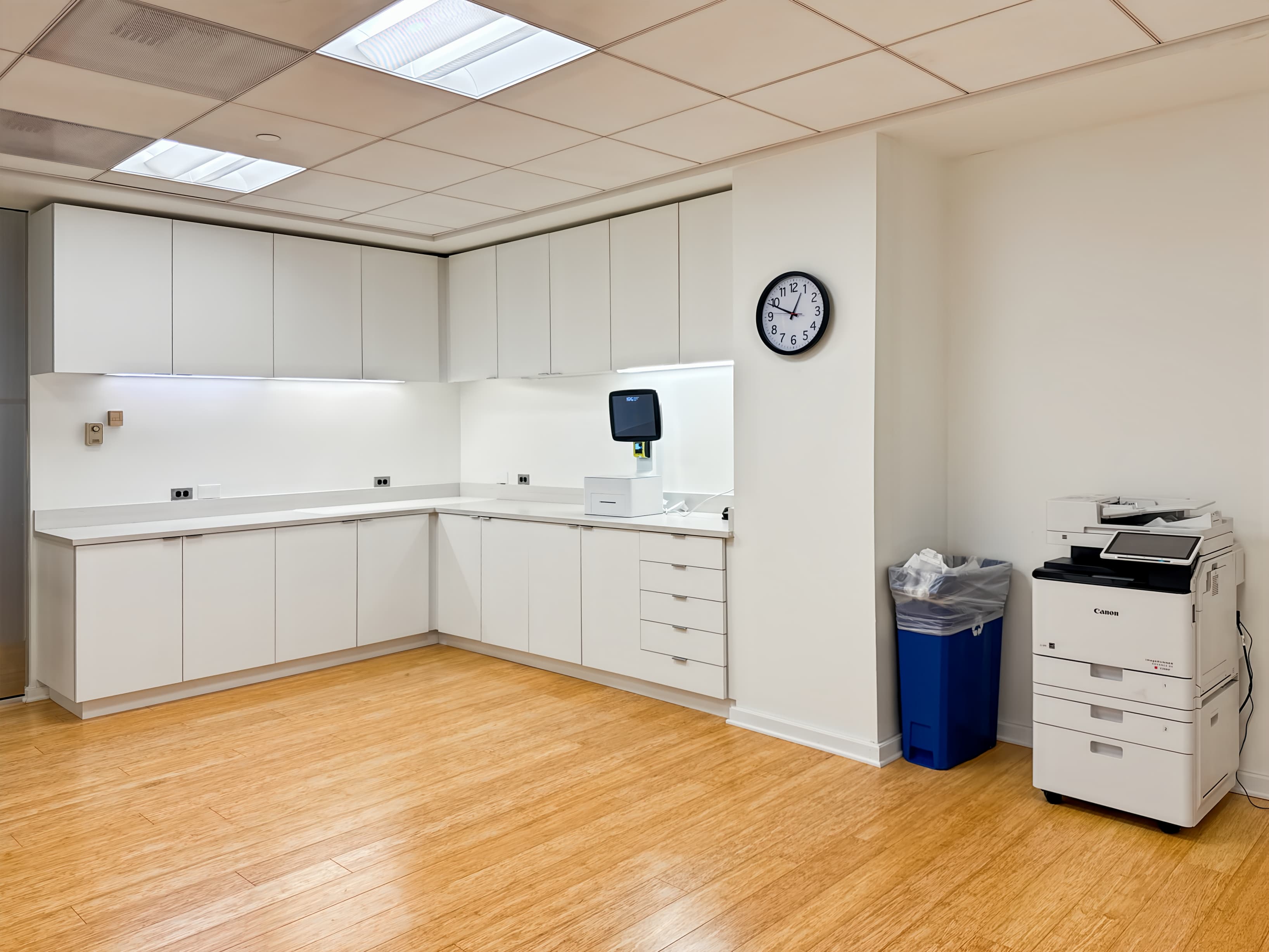 MD, Bethesda - Bethesda Metro Ctr image 5 MD, Bethesda - Bethesda Metro Ctr image 5